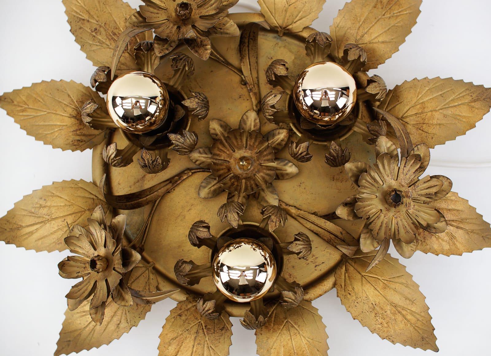 Awesome Gilded Florentine Wall or Ceiling Lamp, Italy 1960s 5