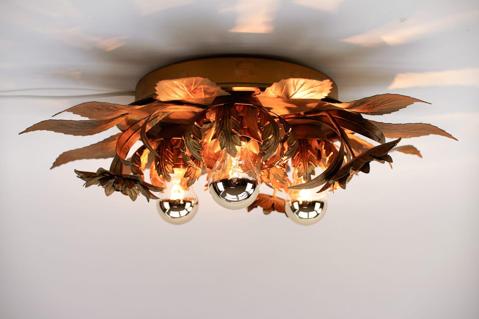 Mid-20th Century Awesome Gilded Florentine Wall or Ceiling Lamp, Italy 1960s