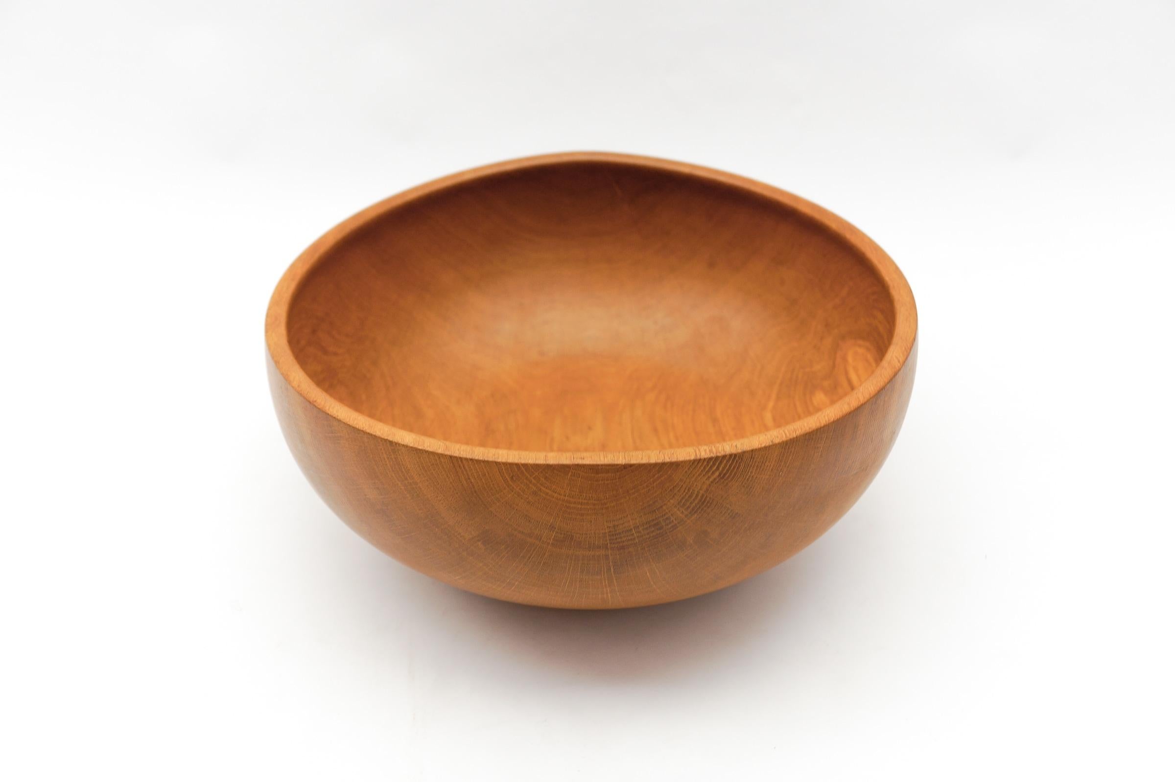 Awesome Huge Mid-Century Modern Oak Bowl by K. Weichselbaum, 1999 Germany For Sale 5