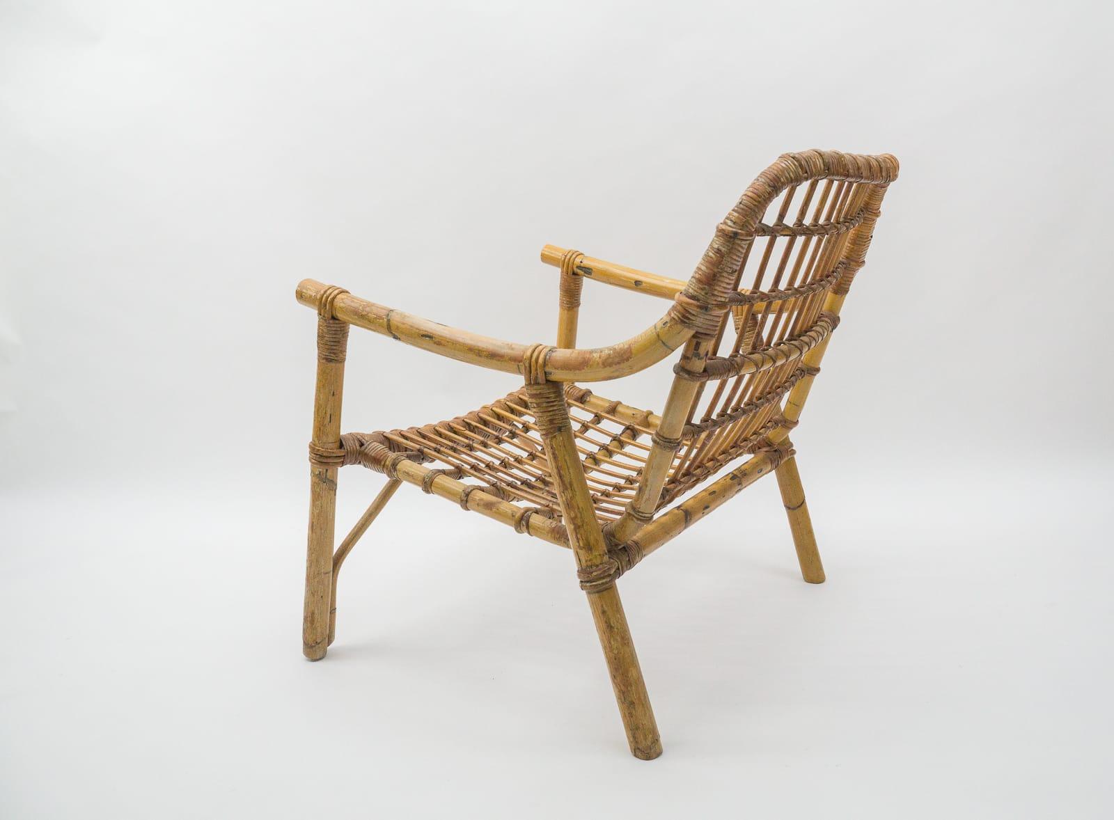 Superbe ensemble de 2 fauteuils italiens en bambou et rotin, années 1950 en vente 3
