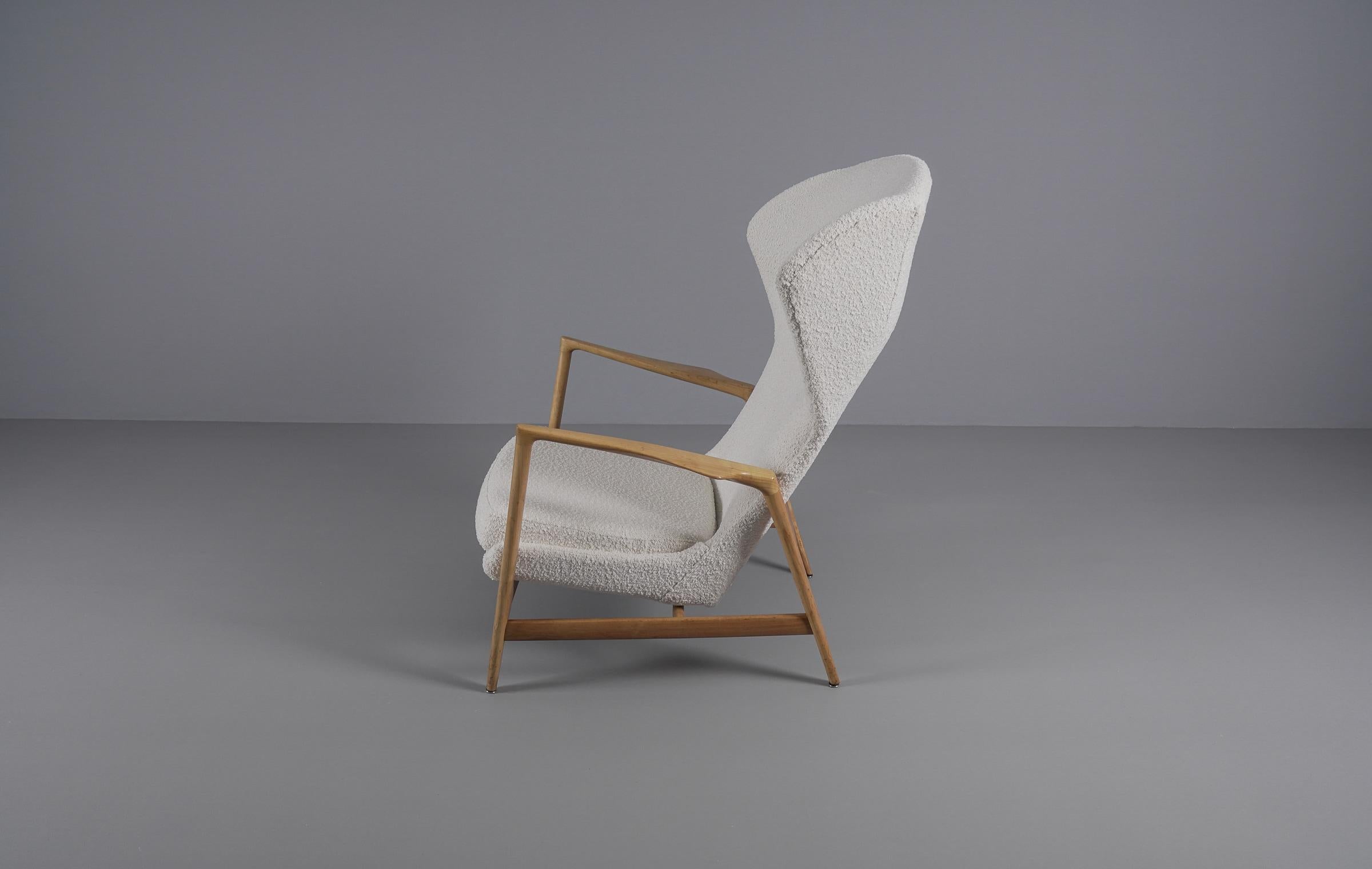 Awesome Italian Mid-Century Modern Wingback Armchair in White Boucle, 1950s 5