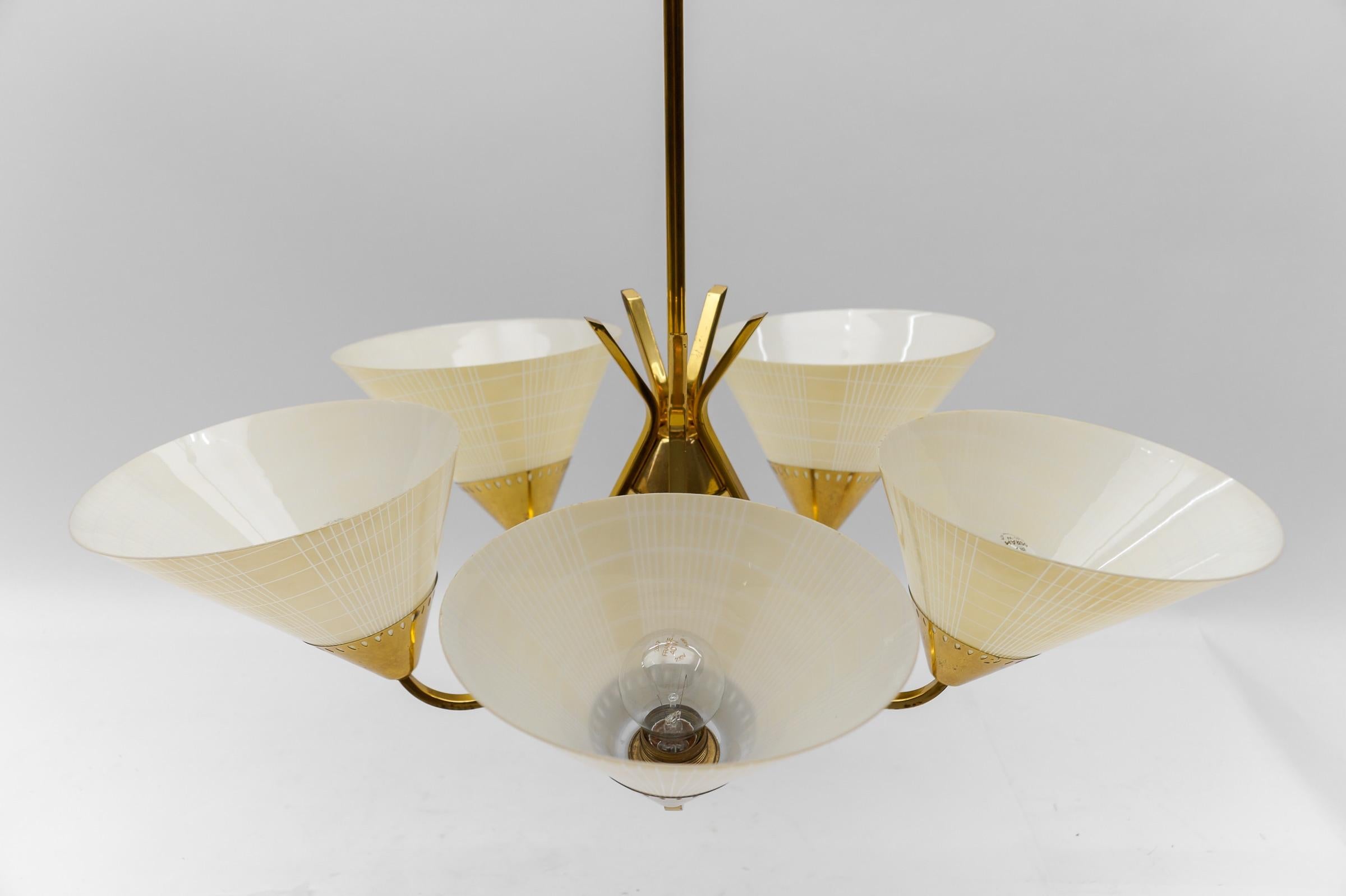 Awesome Mid-Century 5-Light Glass & Brass Ceiling Lamp, 1950s For Sale 5