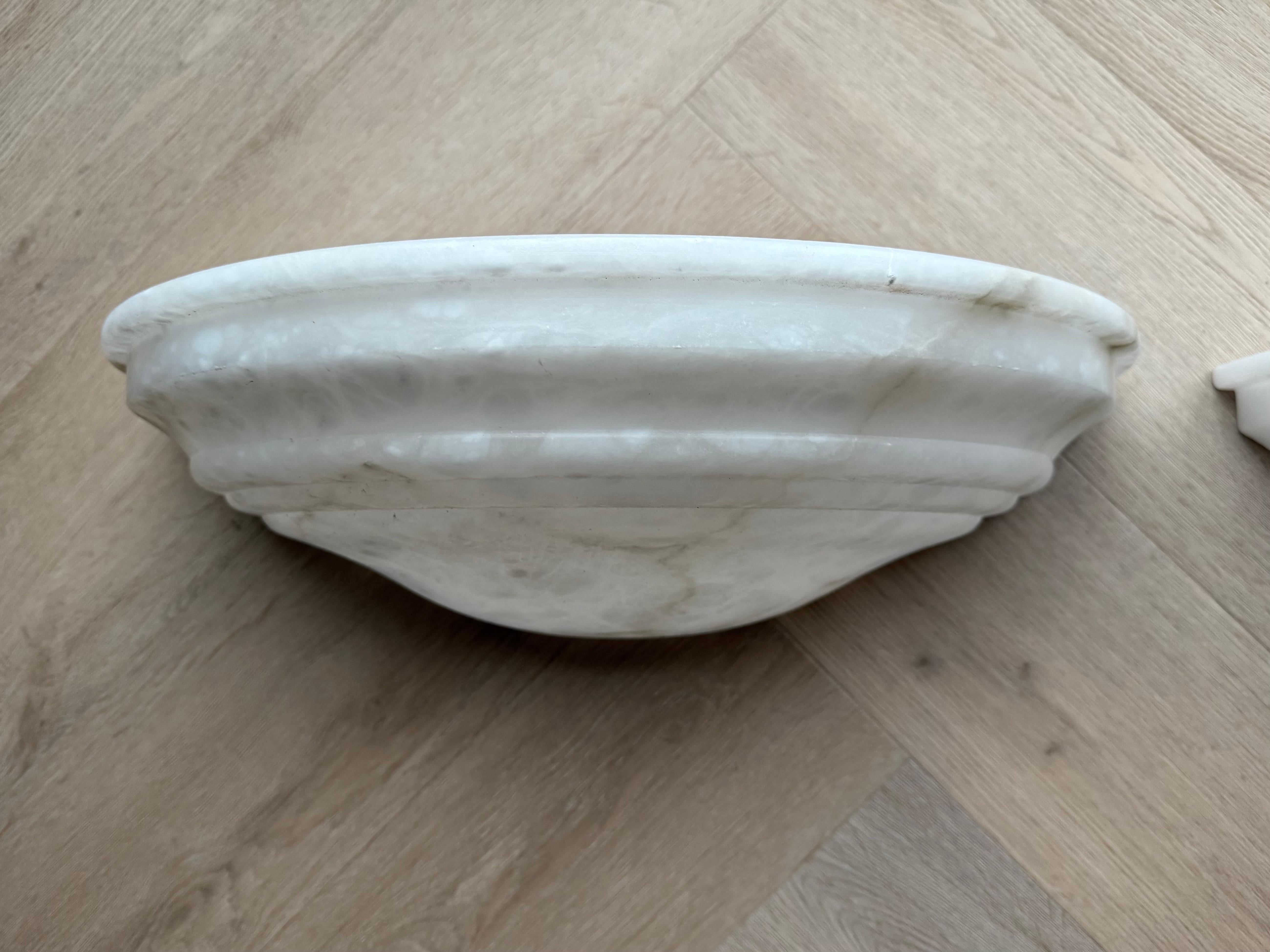 Awesome Shape & Extra Large Pair of Midcentury Made White Alabaster Wall Sconces For Sale 2