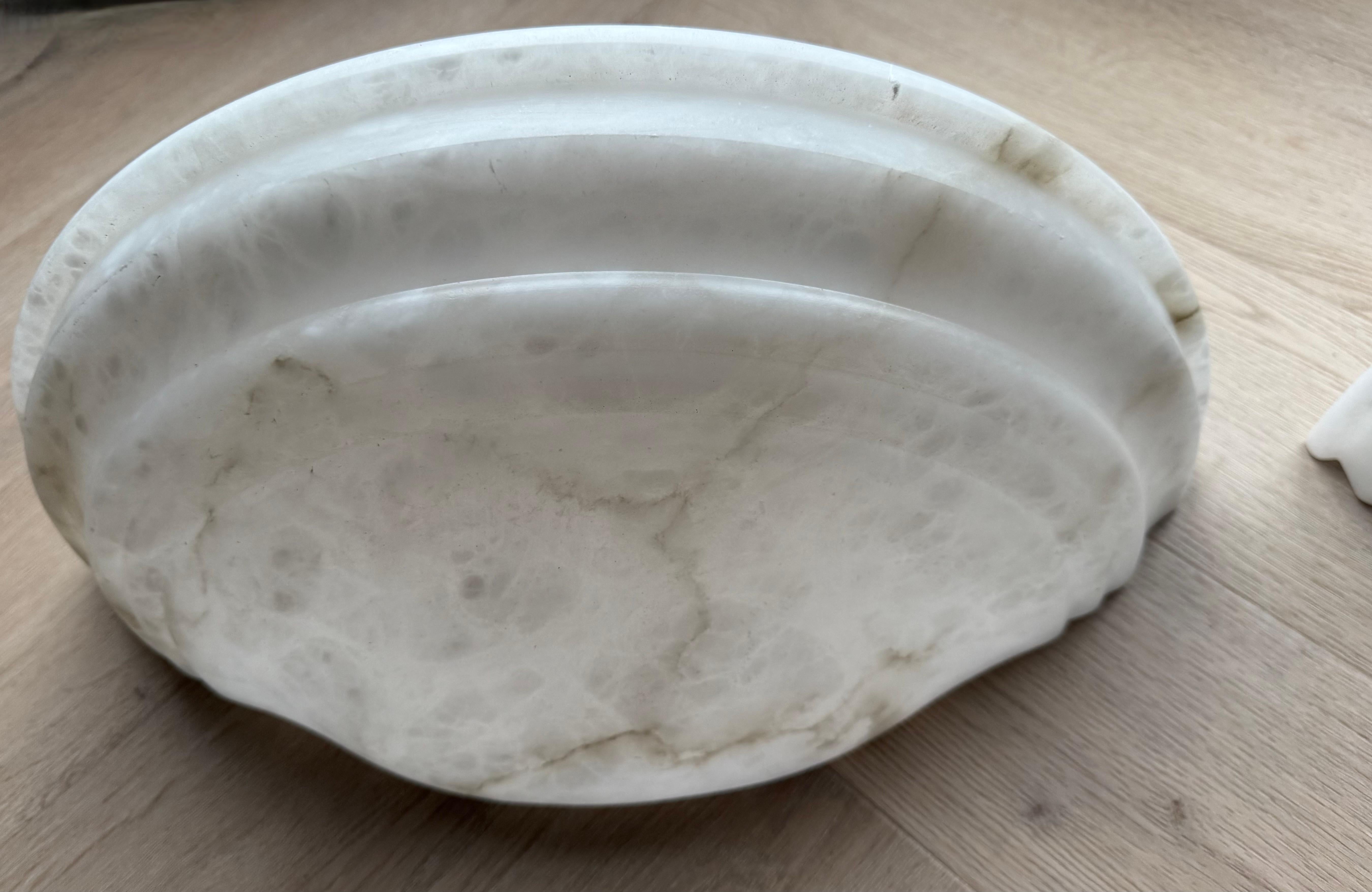 Awesome Shape & Extra Large Pair of Midcentury Made White Alabaster Wall Sconces For Sale 1