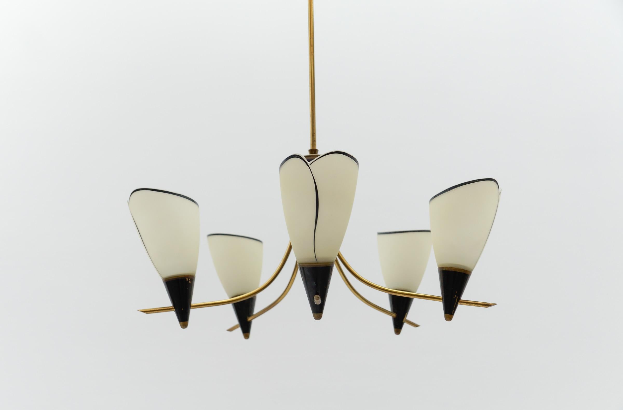 Superbe lampe Sputnik à la manière d'Arteluce, Italie, années 1950 en vente 5