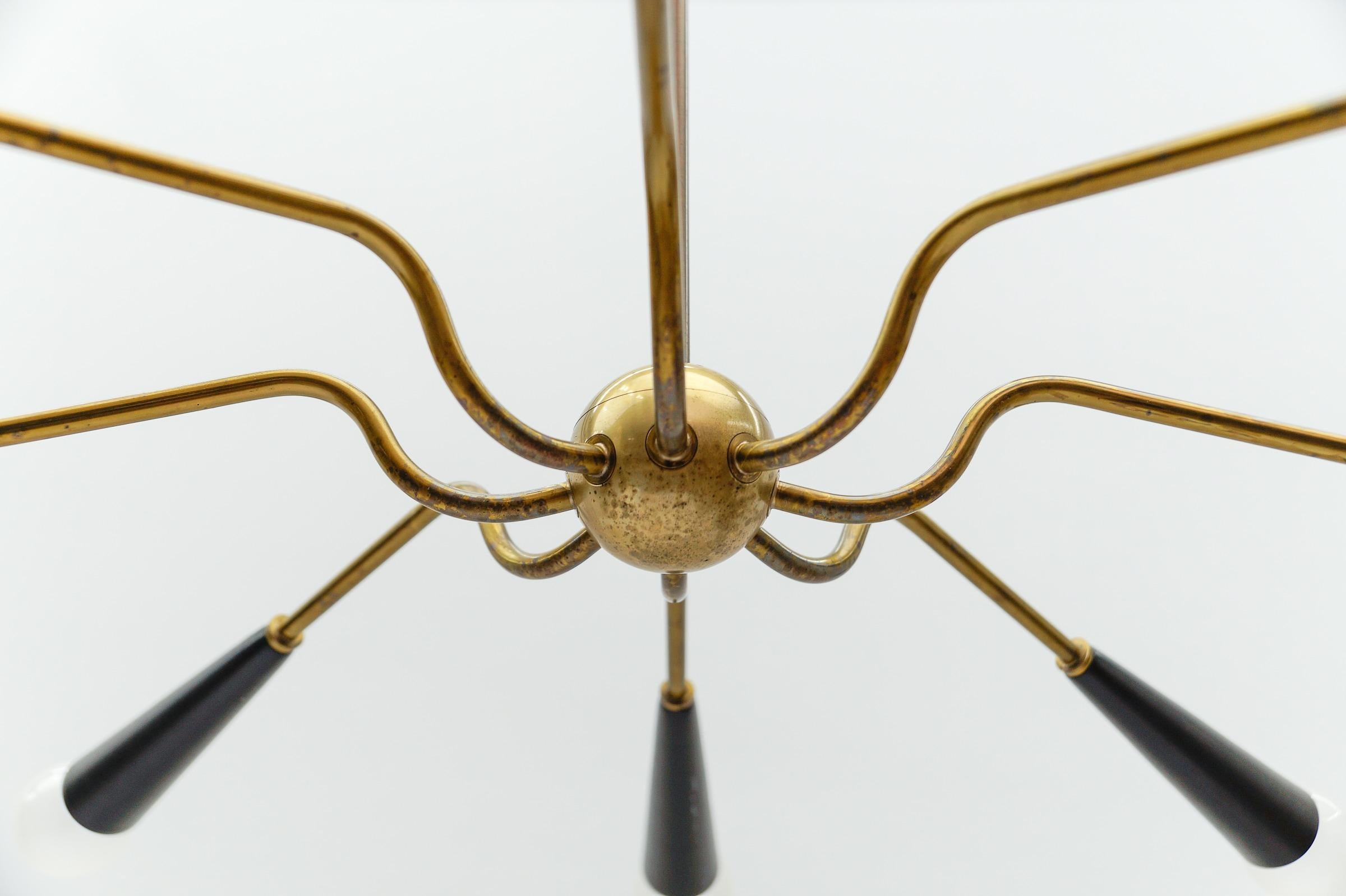 Superbe lampe Sputnik à la manière d'Arteluce, Italie, années 1950 en vente 8