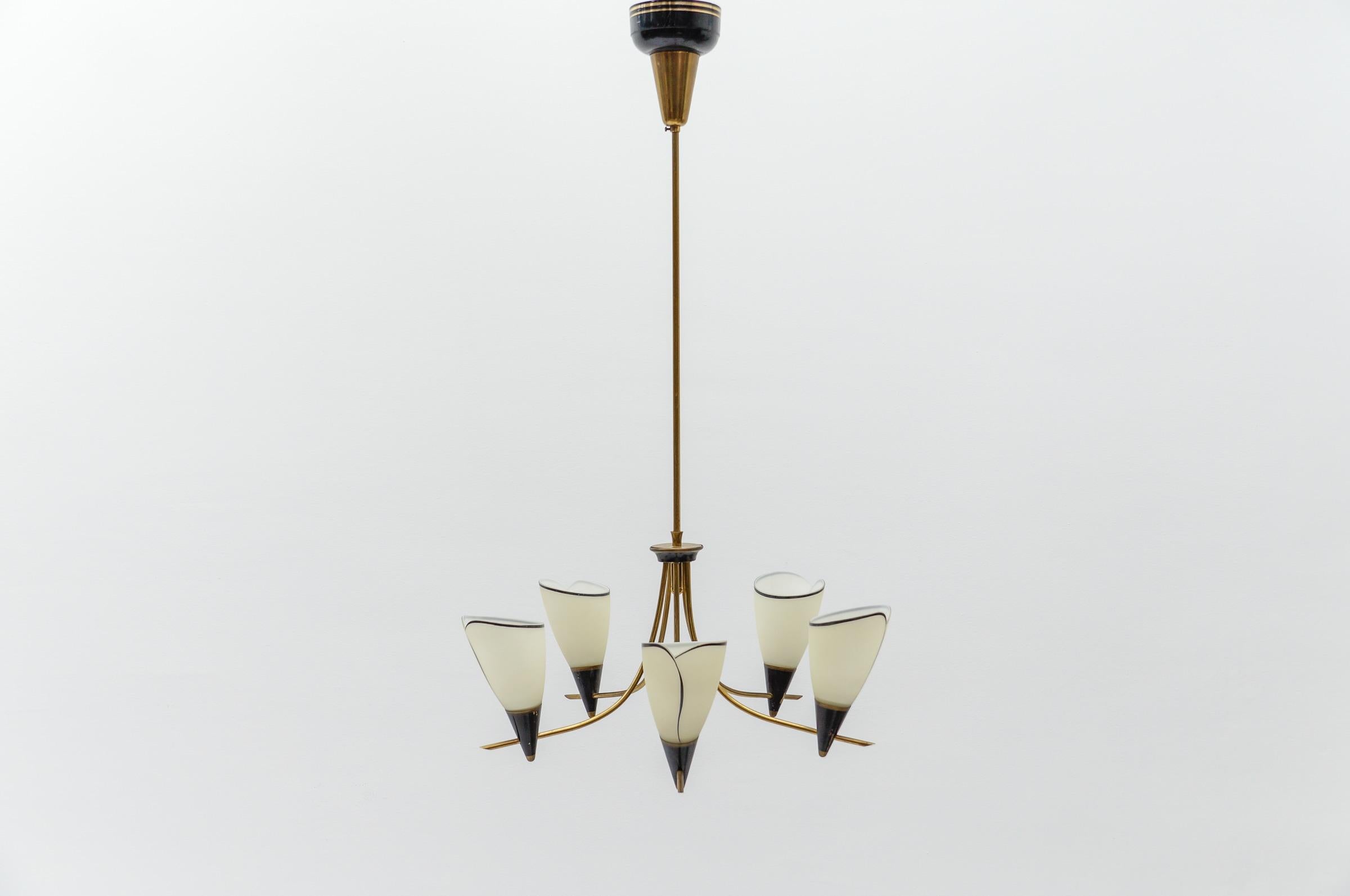 Mid-Century Modern Superbe lampe Sputnik à la manière d'Arteluce, Italie, années 1950 en vente