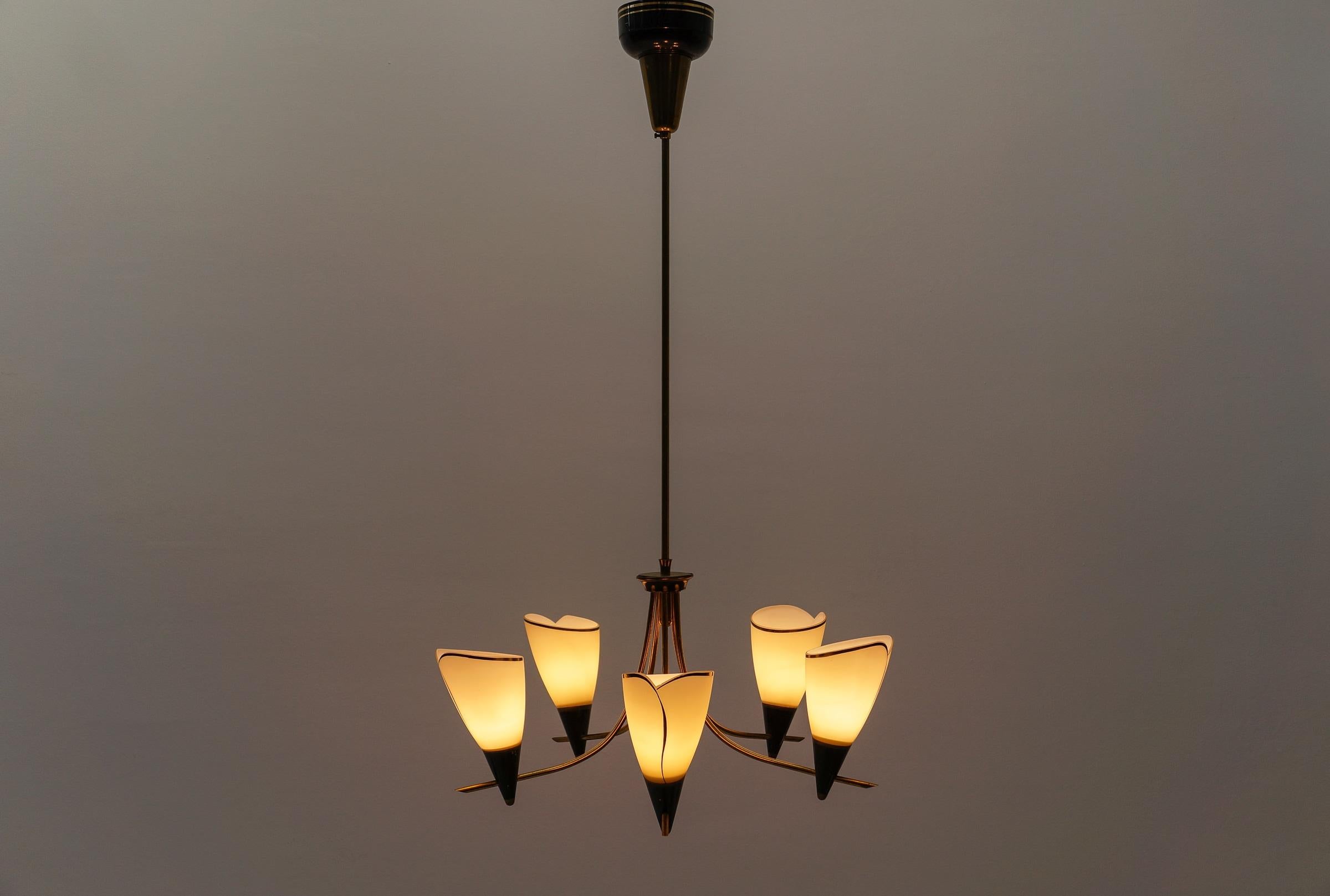 italien Superbe lampe Sputnik à la manière d'Arteluce, Italie, années 1950 en vente