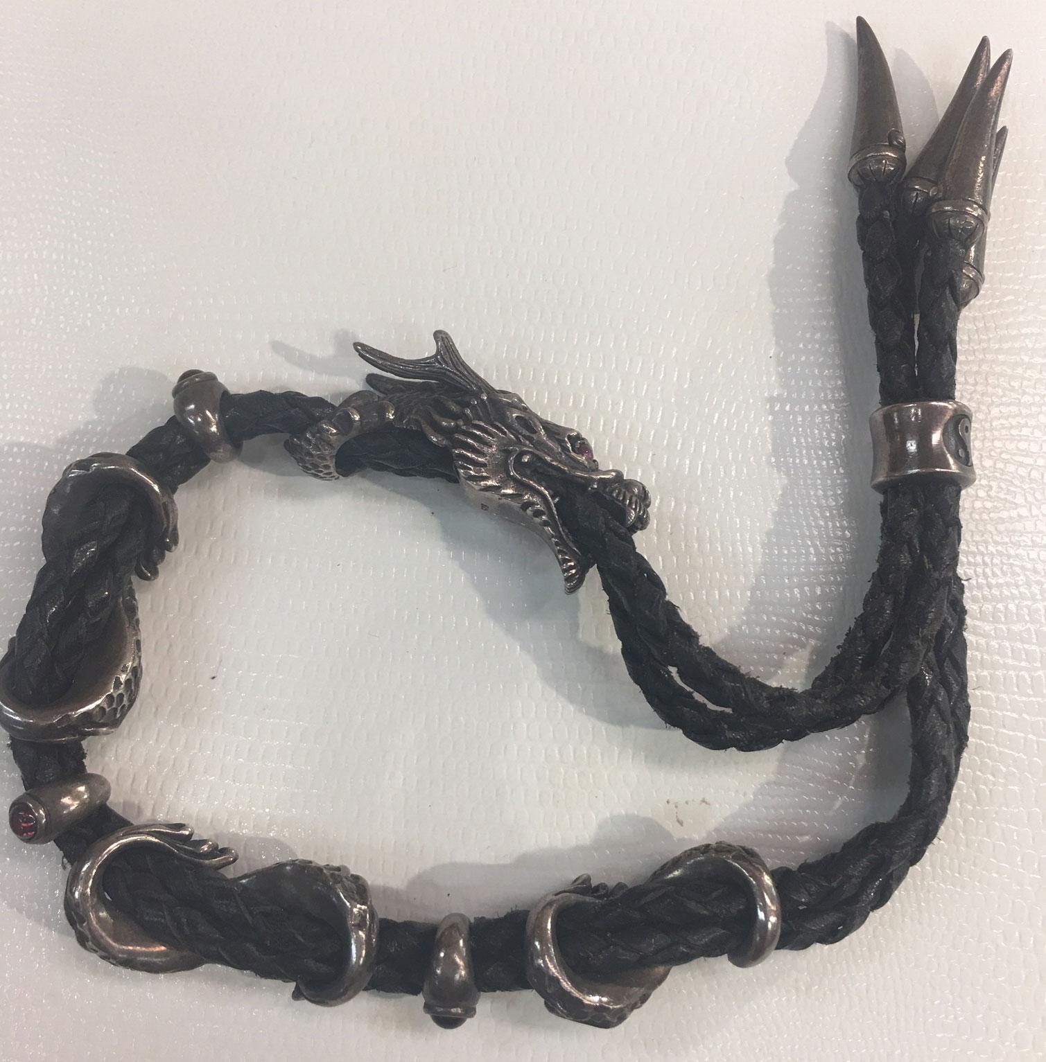 Awesome Sterling Silver Dragon and Black Leather Statement Bracelet  In Excellent Condition In Montreal, QC