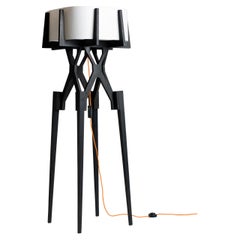 Awesome wood legged 'Lese' floor lamp /charcoal black/