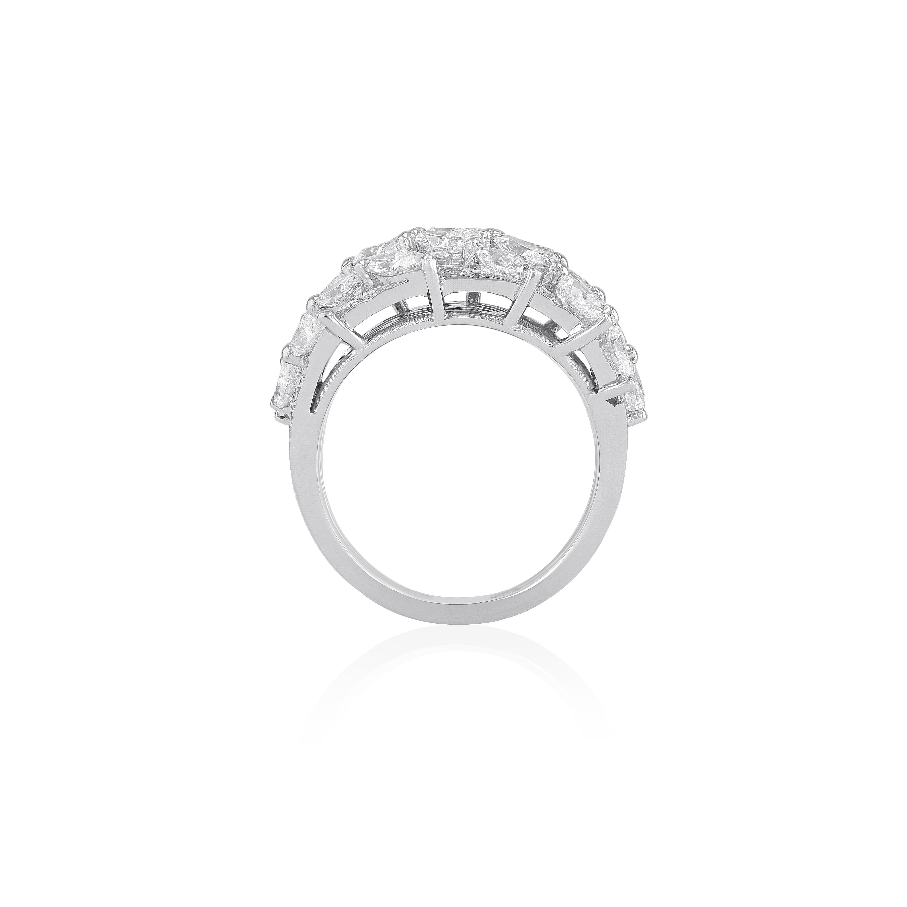 Modern Awmaj White Gold 18 Karat Ring with Diamonds