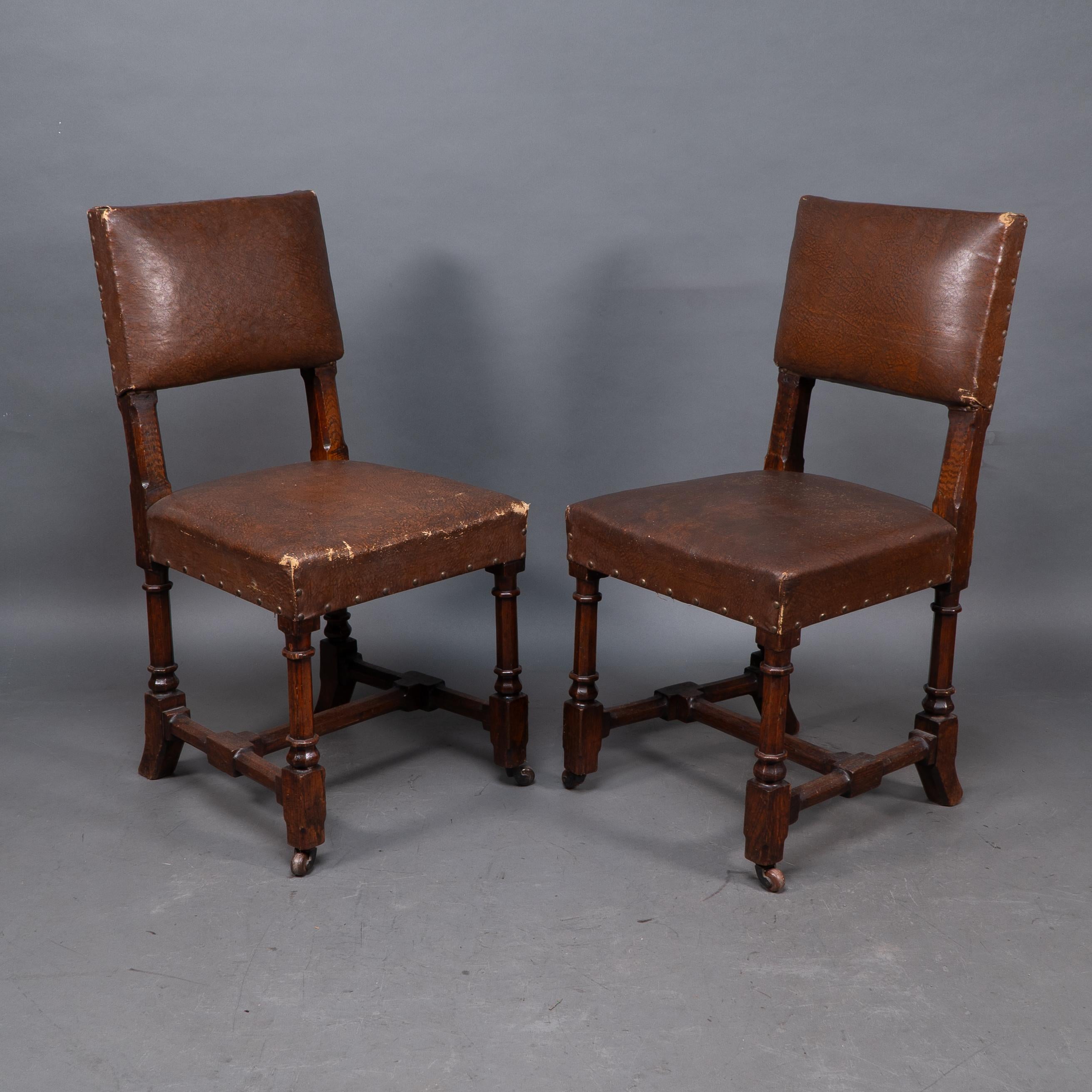 AWN Pugin, Six Gothic Revival Oak Dining Chairs Probably for the House of Lords In Good Condition For Sale In London, GB