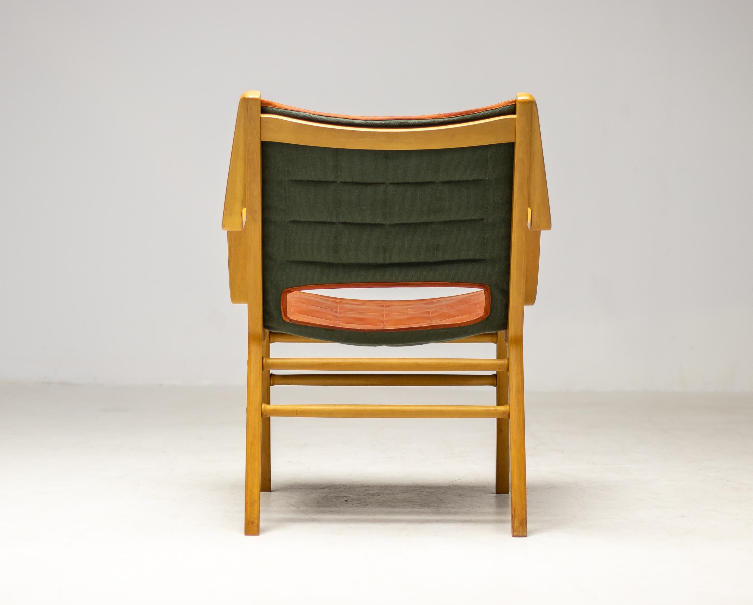 Leather Ax Arm Chair by Peter Hvidt for Fritz Hansen For Sale