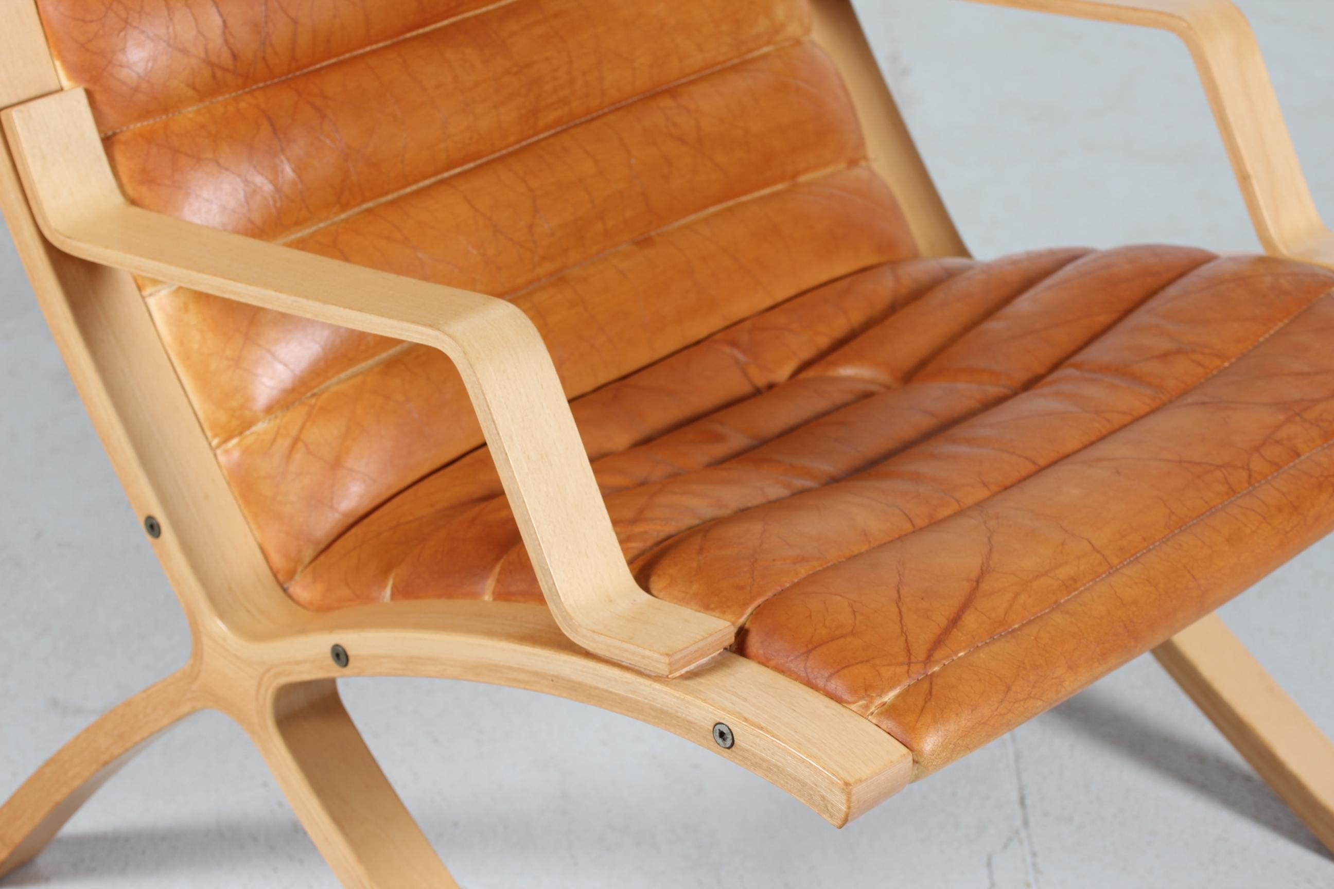 Mid-Century Modern AX-Chair by Mølgaard & Hvidt Cognac Colour Leather+Beech by Fritz Hansen 1978