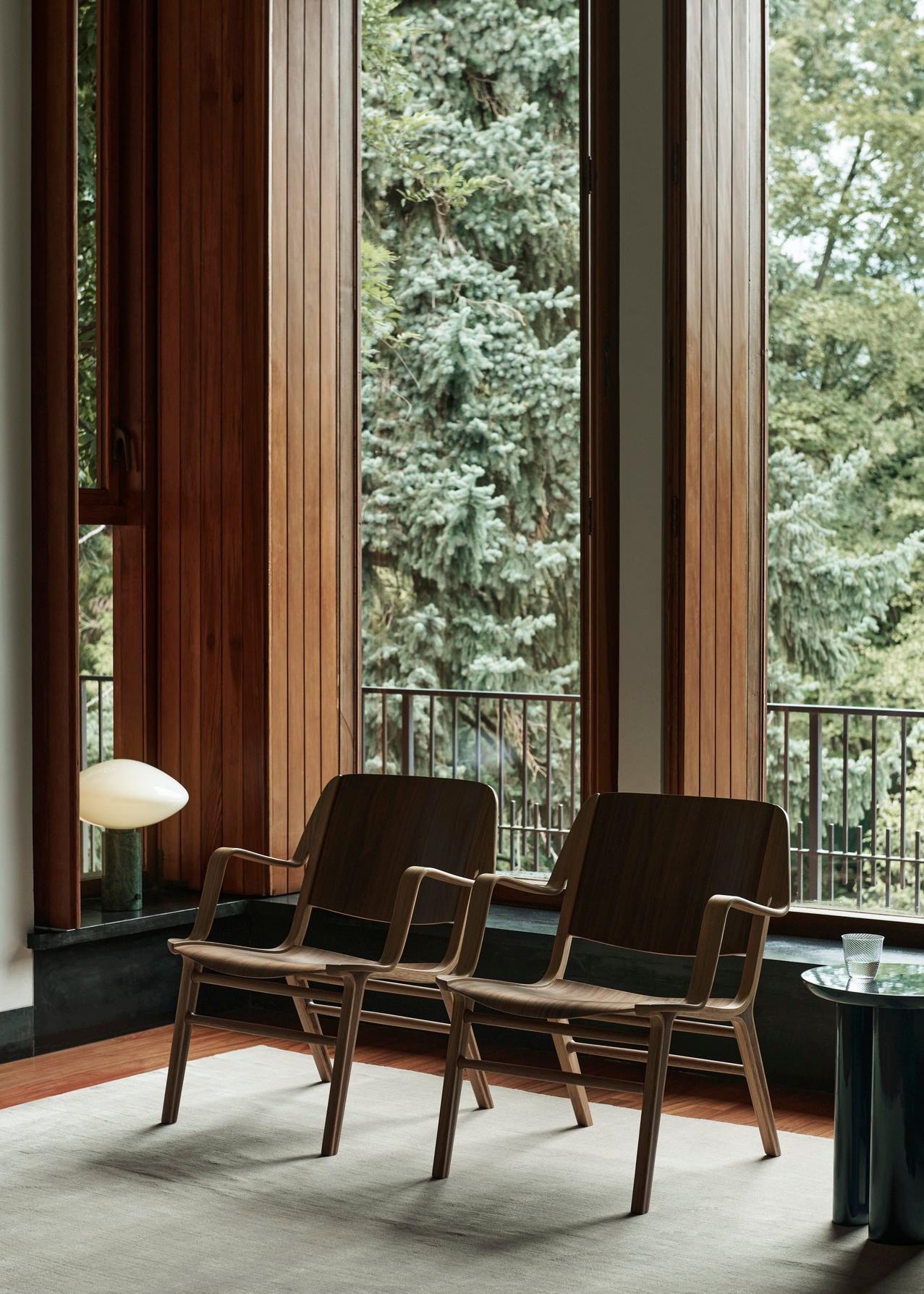 AX Lounge Chair -HM11- Eiche dunkel gebeizt, von Hvidt & Mølgaard für &Tradition (Eichenholz) im Angebot