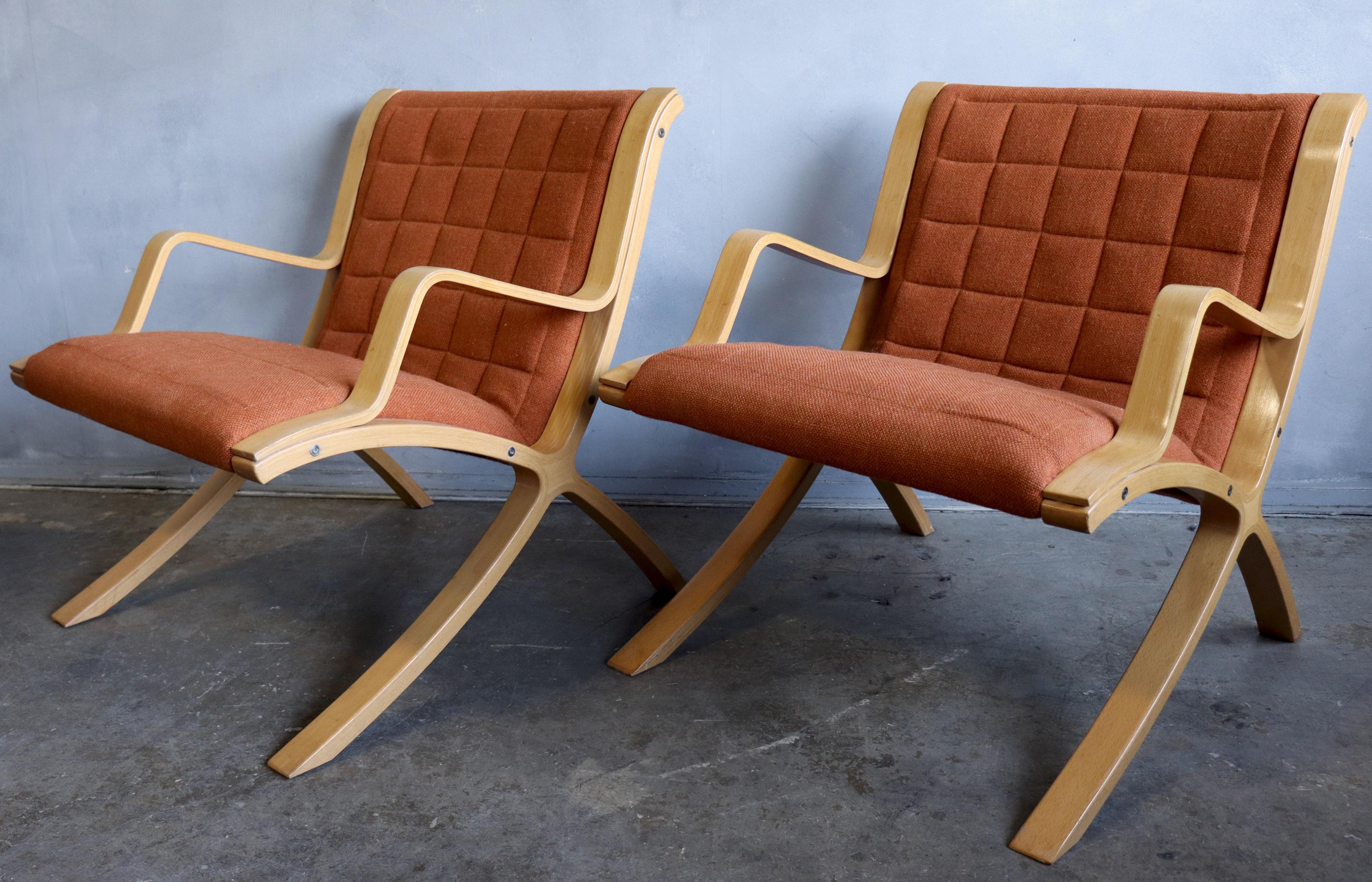 Pair of AX Lounge Chairs by Peter Hvidt & Orla Mølgaard Nielsen for Fritz Hansen In Good Condition In BROOKLYN, NY