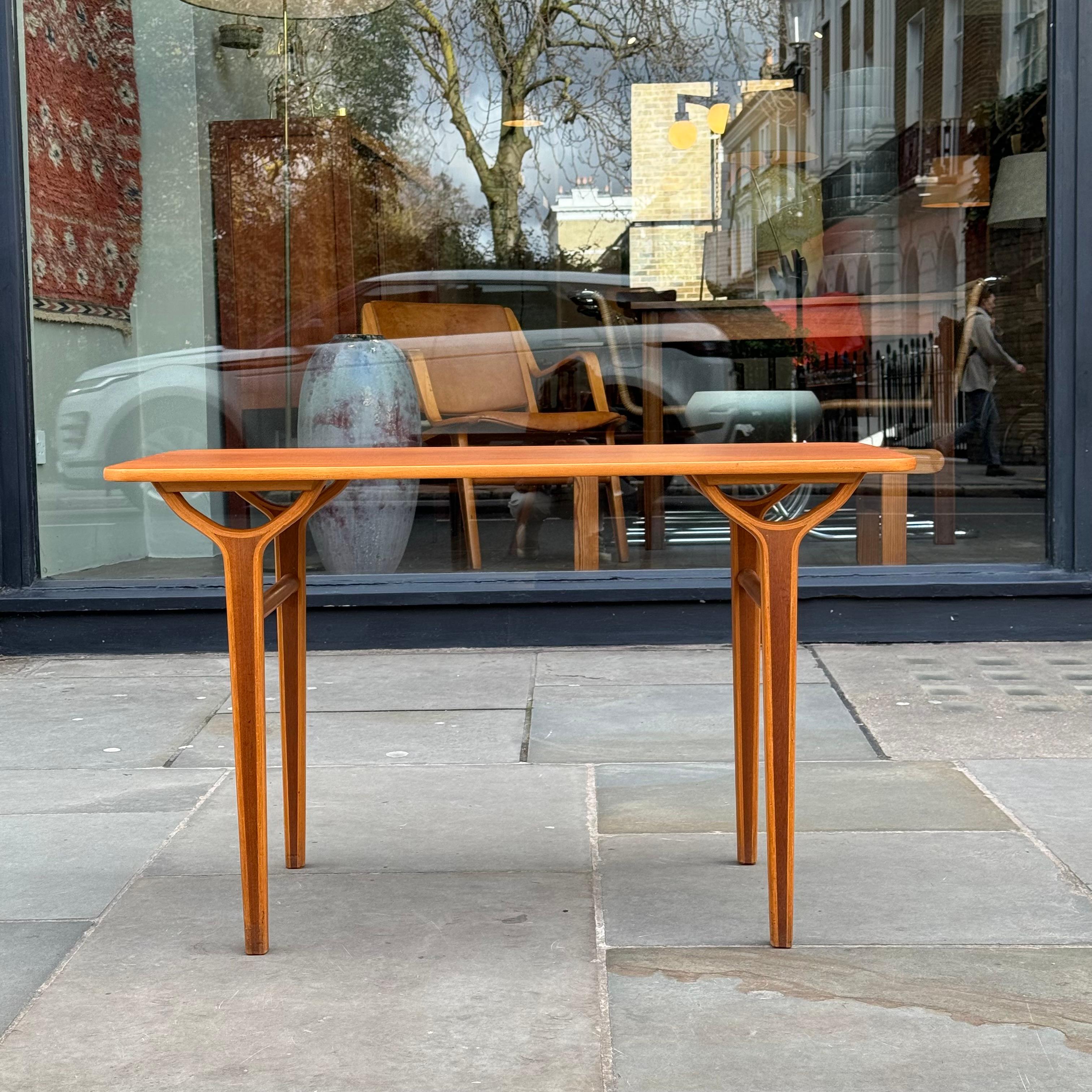 Laminated AX Table Hvidt & Mølgaard Denmark, 1950s For Sale