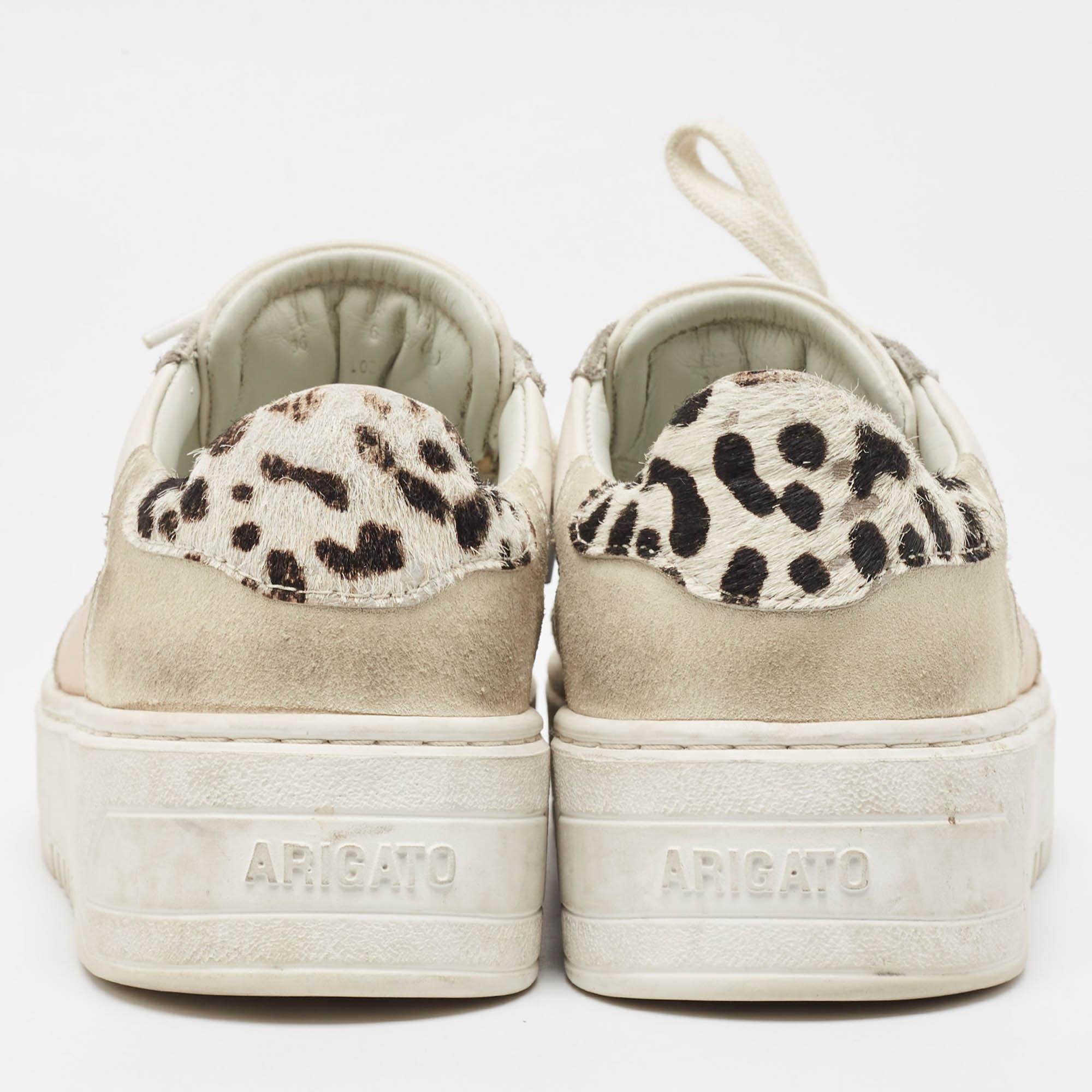 Baskets basses Axel Arigato en daim et cuir multicolore taille 36 Pour femmes en vente