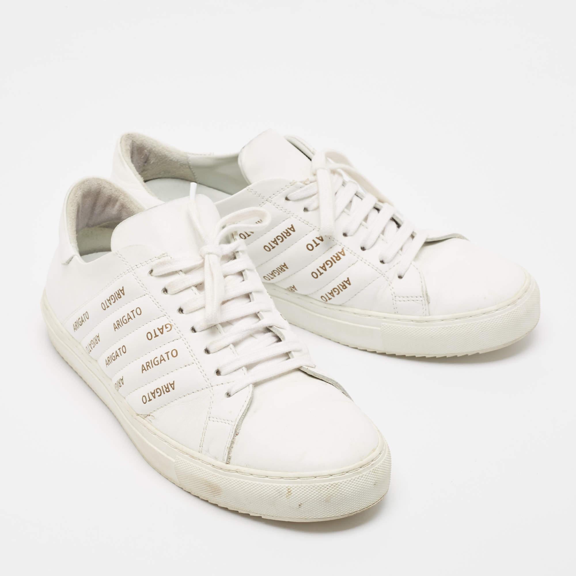 Axel Arigato Weiße Low Top-Turnschuhe aus Leder Größe 43 Herren im Angebot