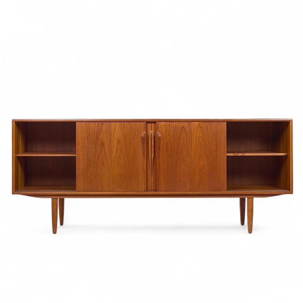 Axel Christensen Mid Century Danish Teak Credenza For Sale 2