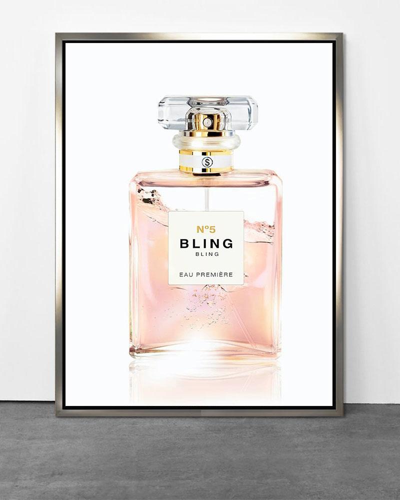 Bling Bling No5, Eau Premiére - Photograph by Axel Crieger