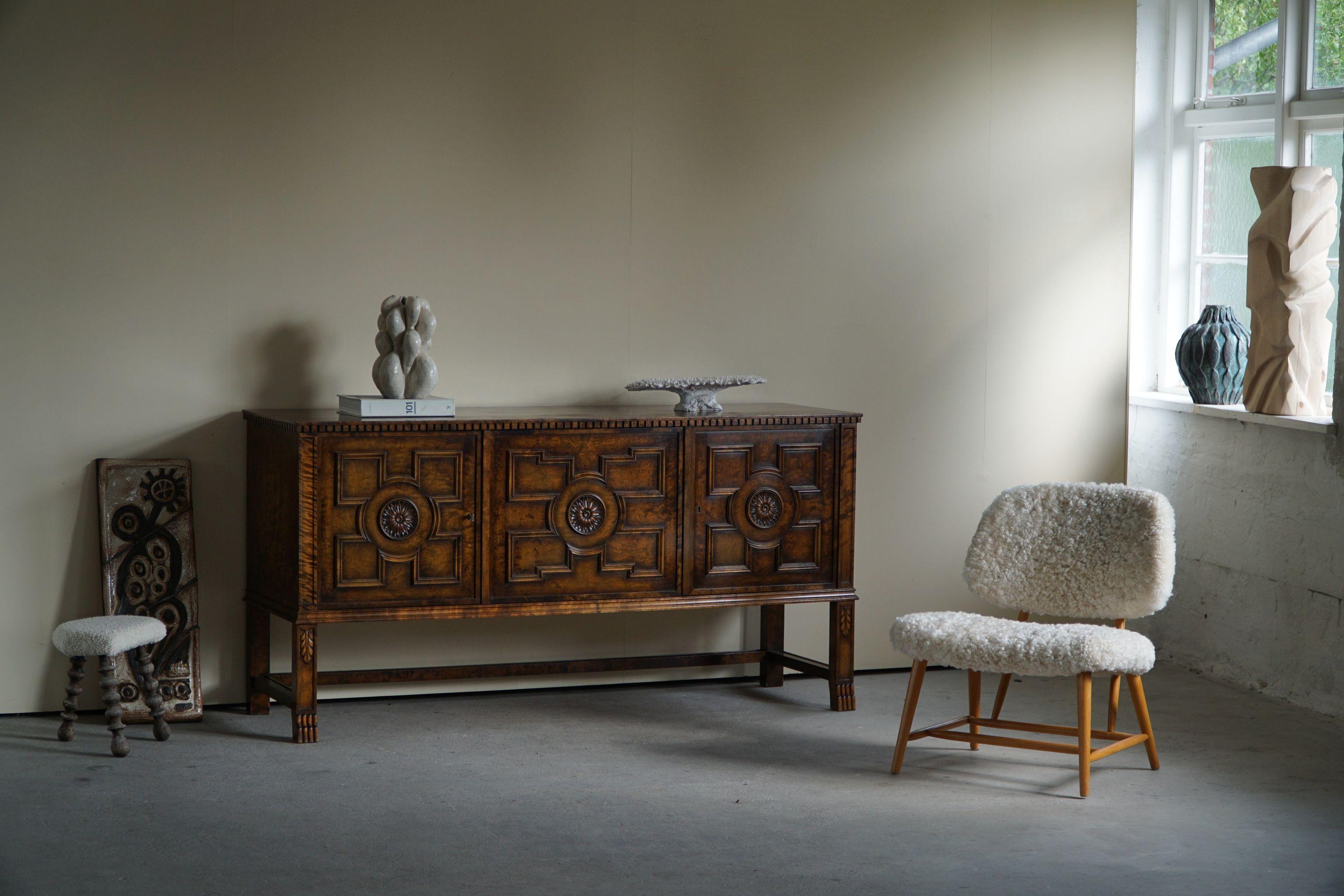 Axel Einar Hjorth, Art-déco-Sideboard, Modell „Roma“, hergestellt von Bodafors, 1920er Jahre (20. Jahrhundert) im Angebot