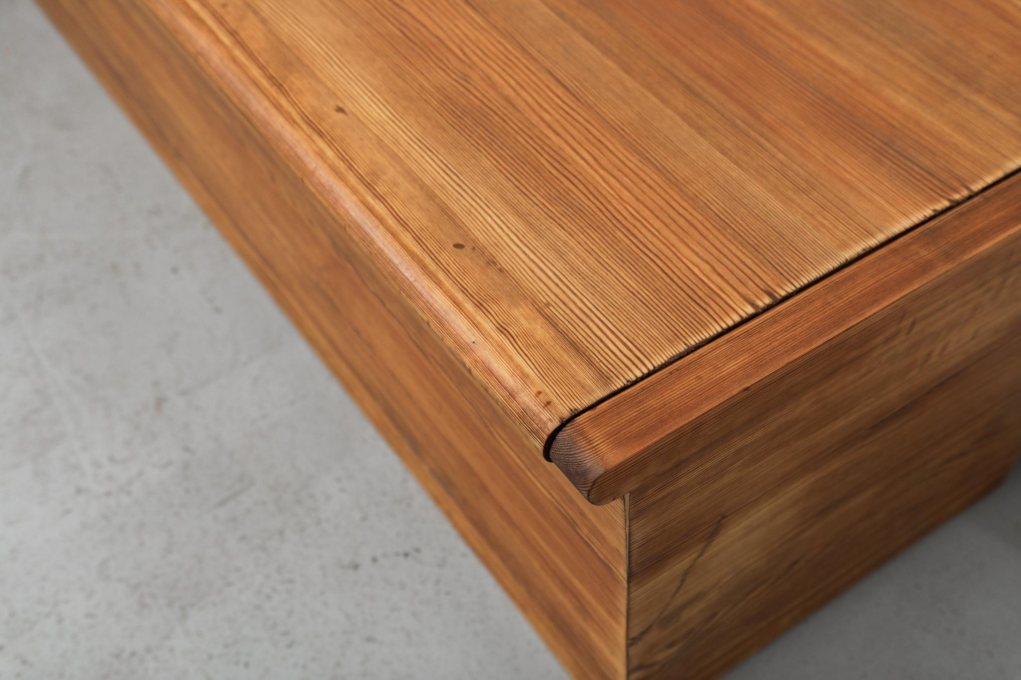 Axel Einar Hjorth Attributed Swedish Pine Storage Bench 'Sportstugemöbler' For Sale 8