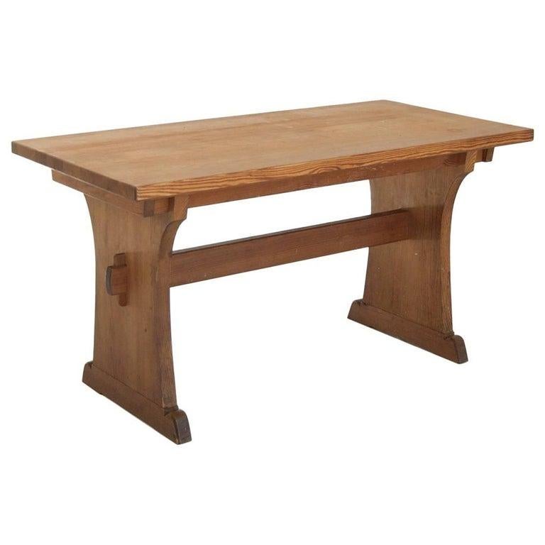 20th Century Axel Einar Hjorth Extendable Sold Pine Dining Table 20th century Swedish design 