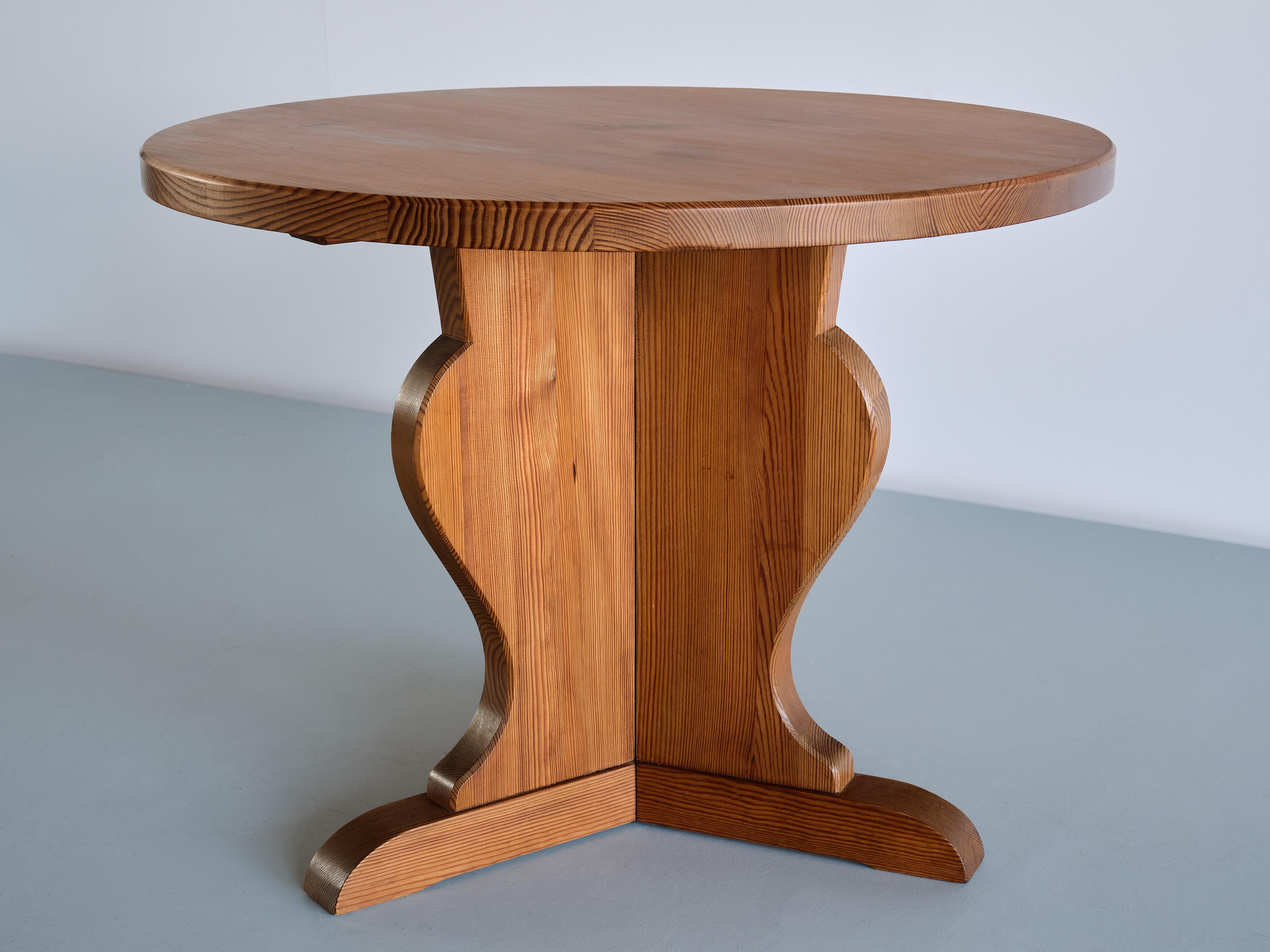 Axel Einar Hjorth 'Lovö' Occasional Table in Pine, Nordiska Kompaniet, 1930s 1