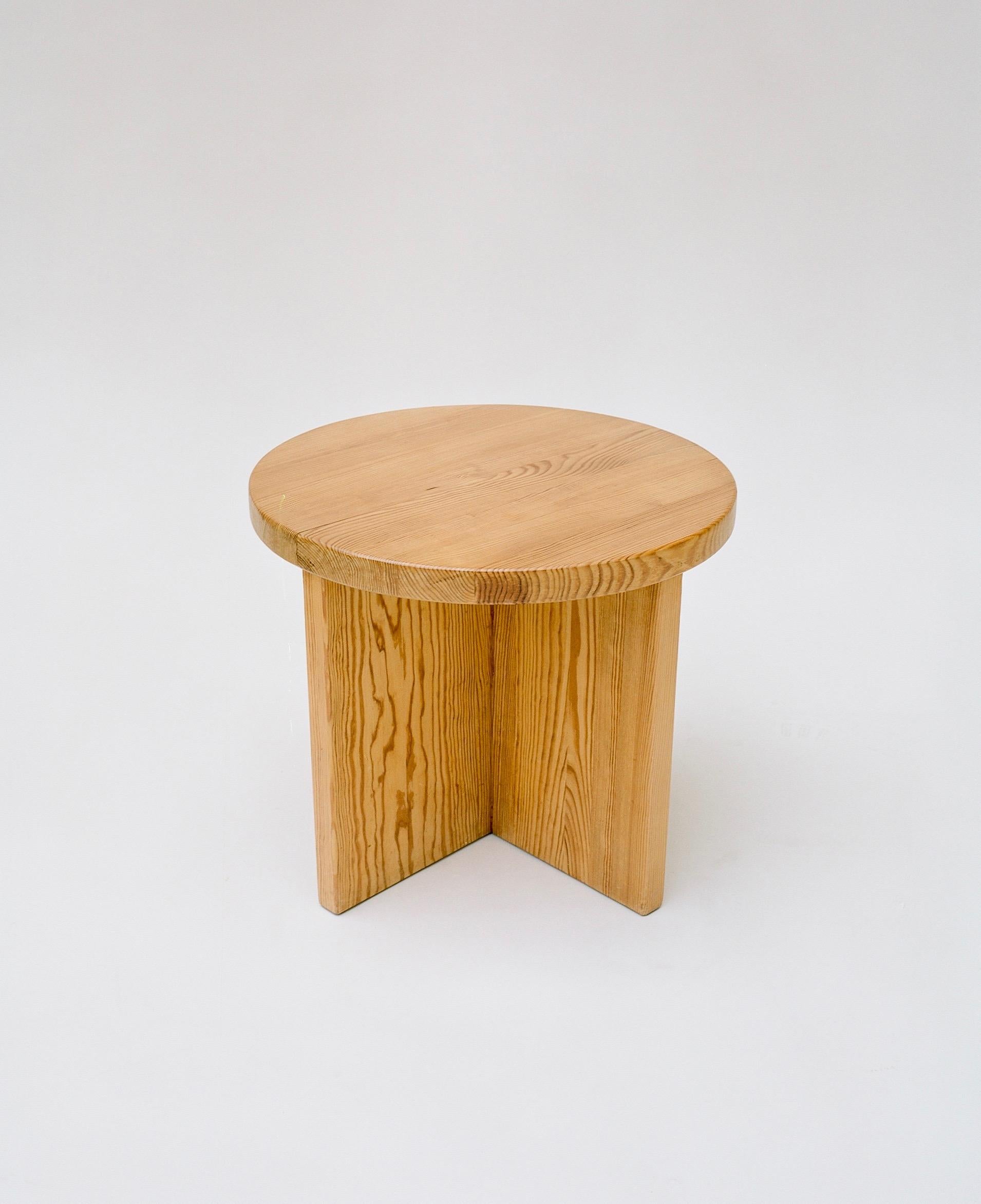 Pine Axel Einar Hjorth 'Lovö' Side Table, 1932