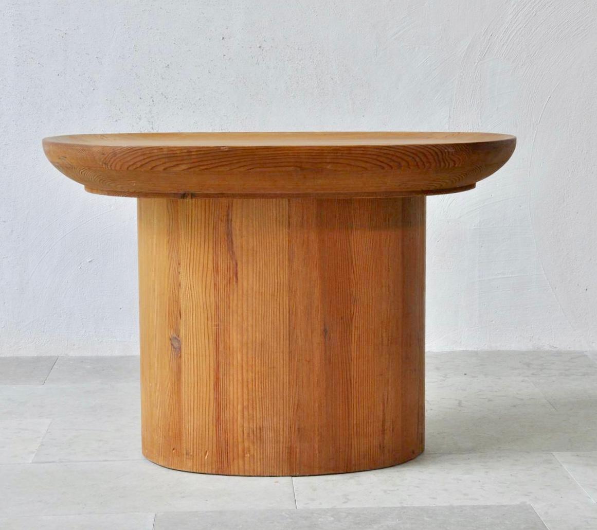 Stained pine Uto table designed by Axel Einar Hjorth, and produced by Nordiska Kompaniet in Sweden, 1930s.