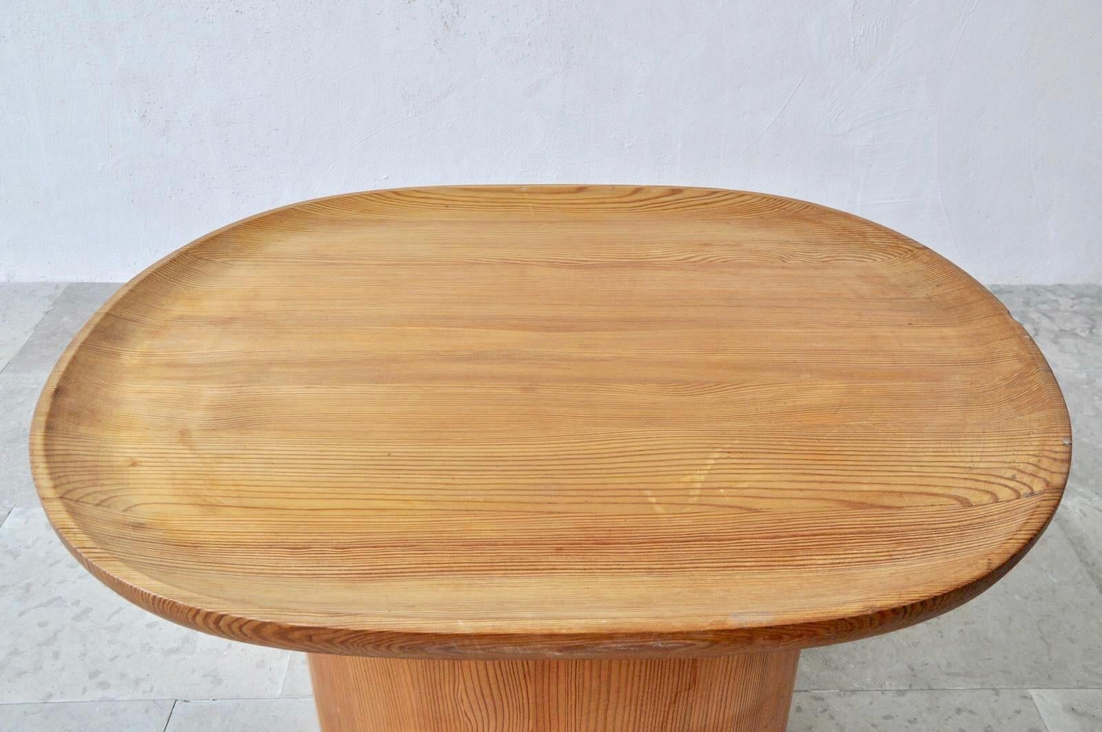 Axel Einar Hjorth Pine ‘Uto’ Table for Nordiska Kompaniet, Sweden, 1930 In Good Condition In Madrid, ES