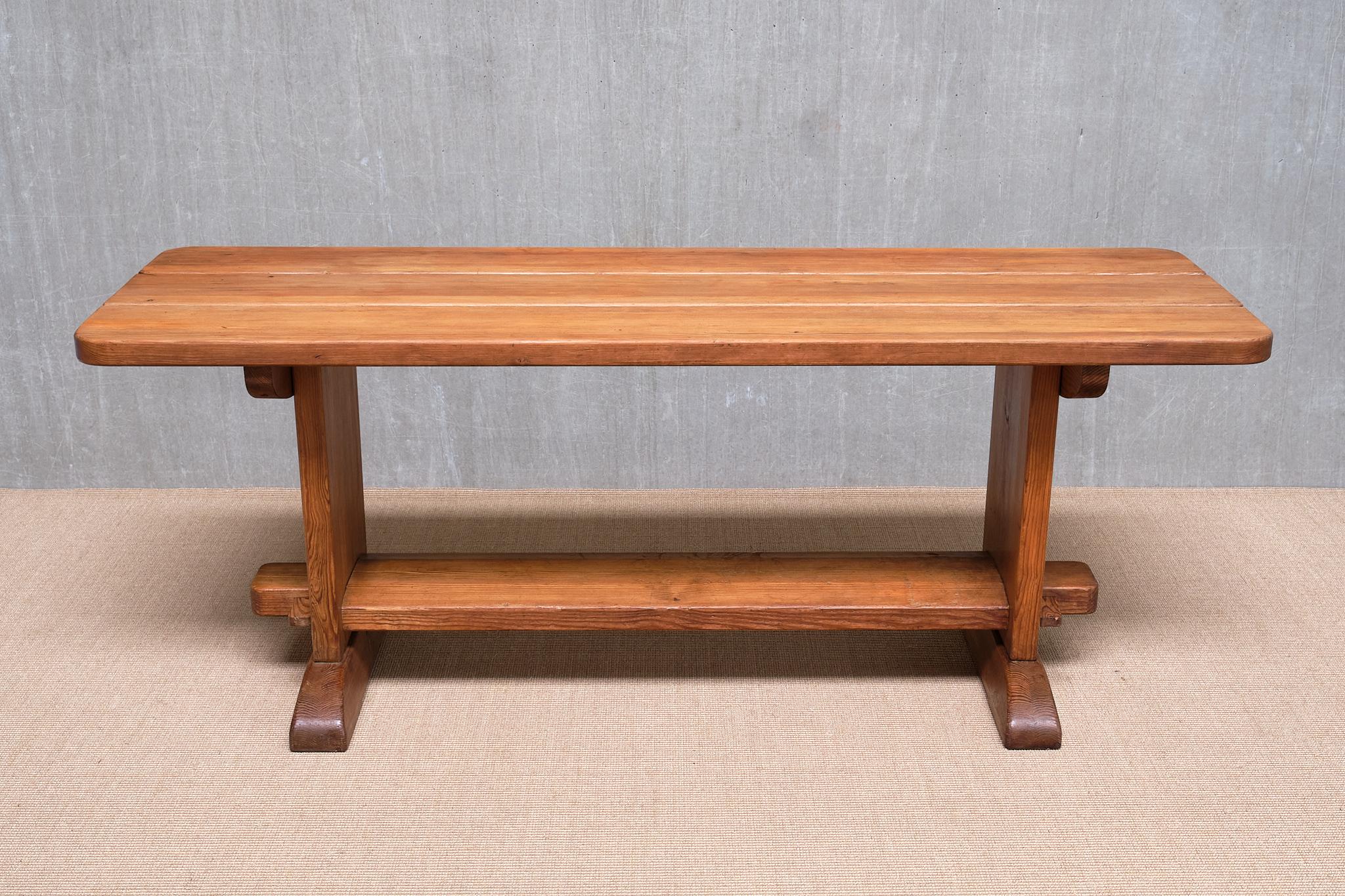 Tavolo 'Skoga' in legno di pino di Axel Einar Hjorth, Nordiska Kompaniet, Svezia, anni '30 in vendita 9