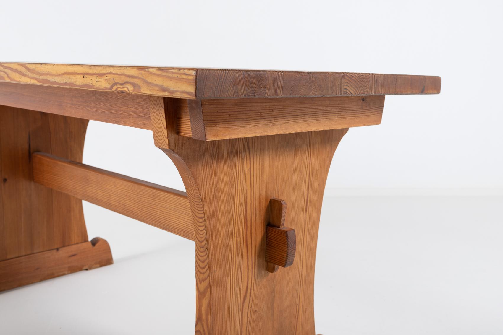 Axel Einar Hjorth ‘Sport’ solid pine table by Nordiska Kompaniet For Sale 4