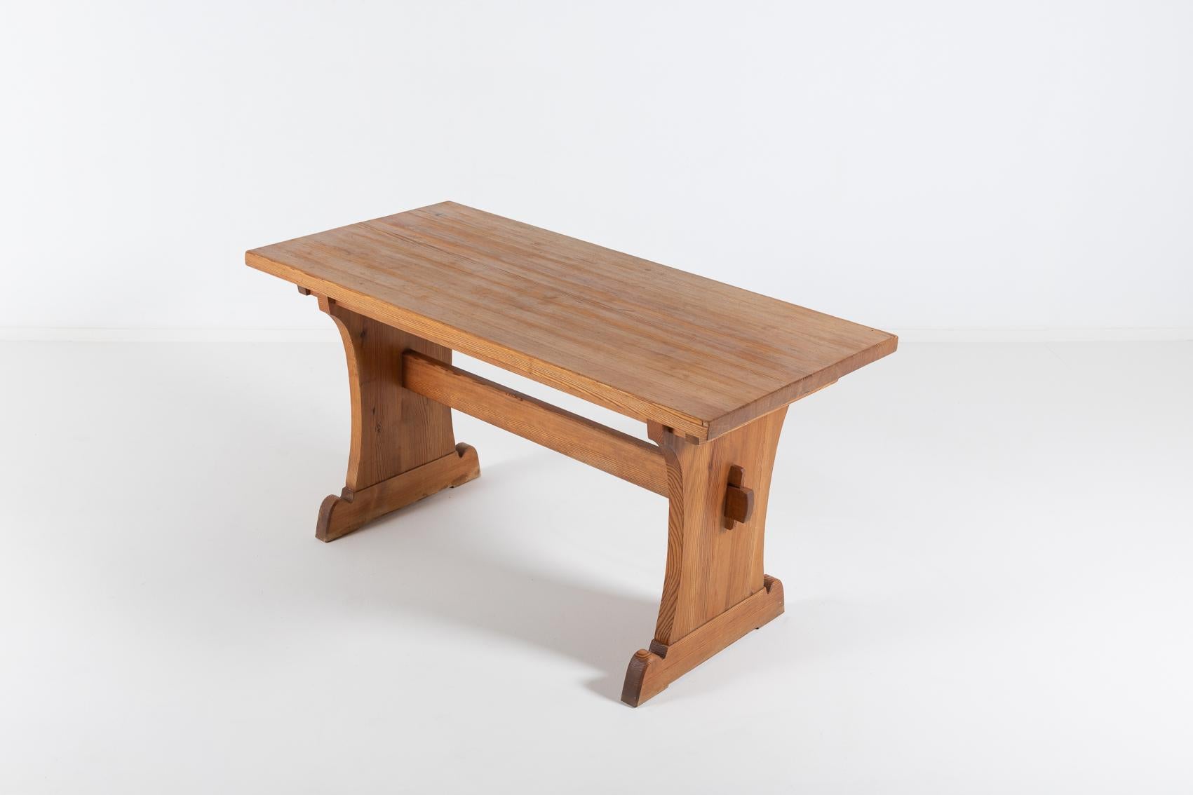 Swedish Axel Einar Hjorth ‘Sport’ solid pine table by Nordiska Kompaniet For Sale