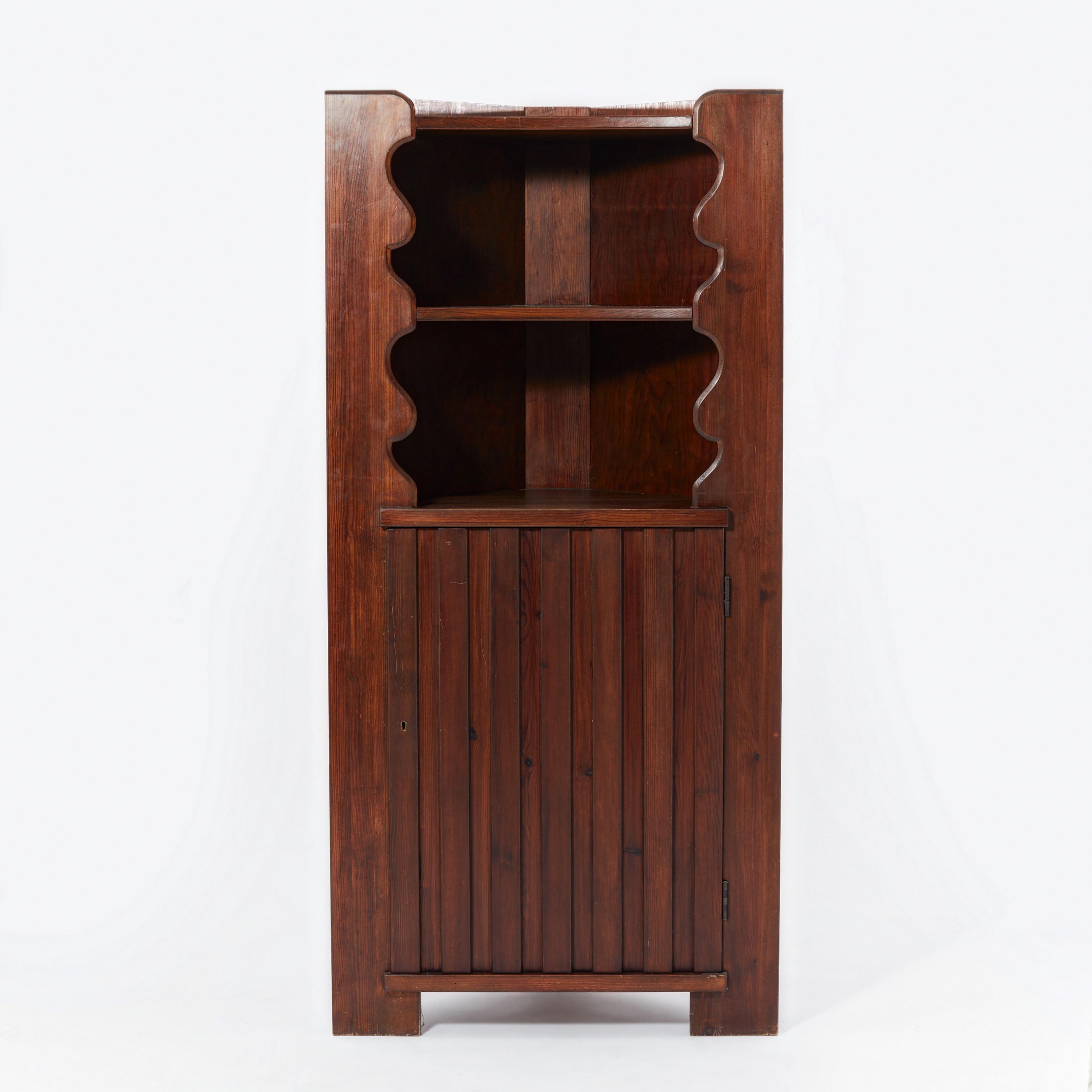 Axel-Einar Hjorth Stained Pine Angle Cabinet Model Utö, circa 1940 3