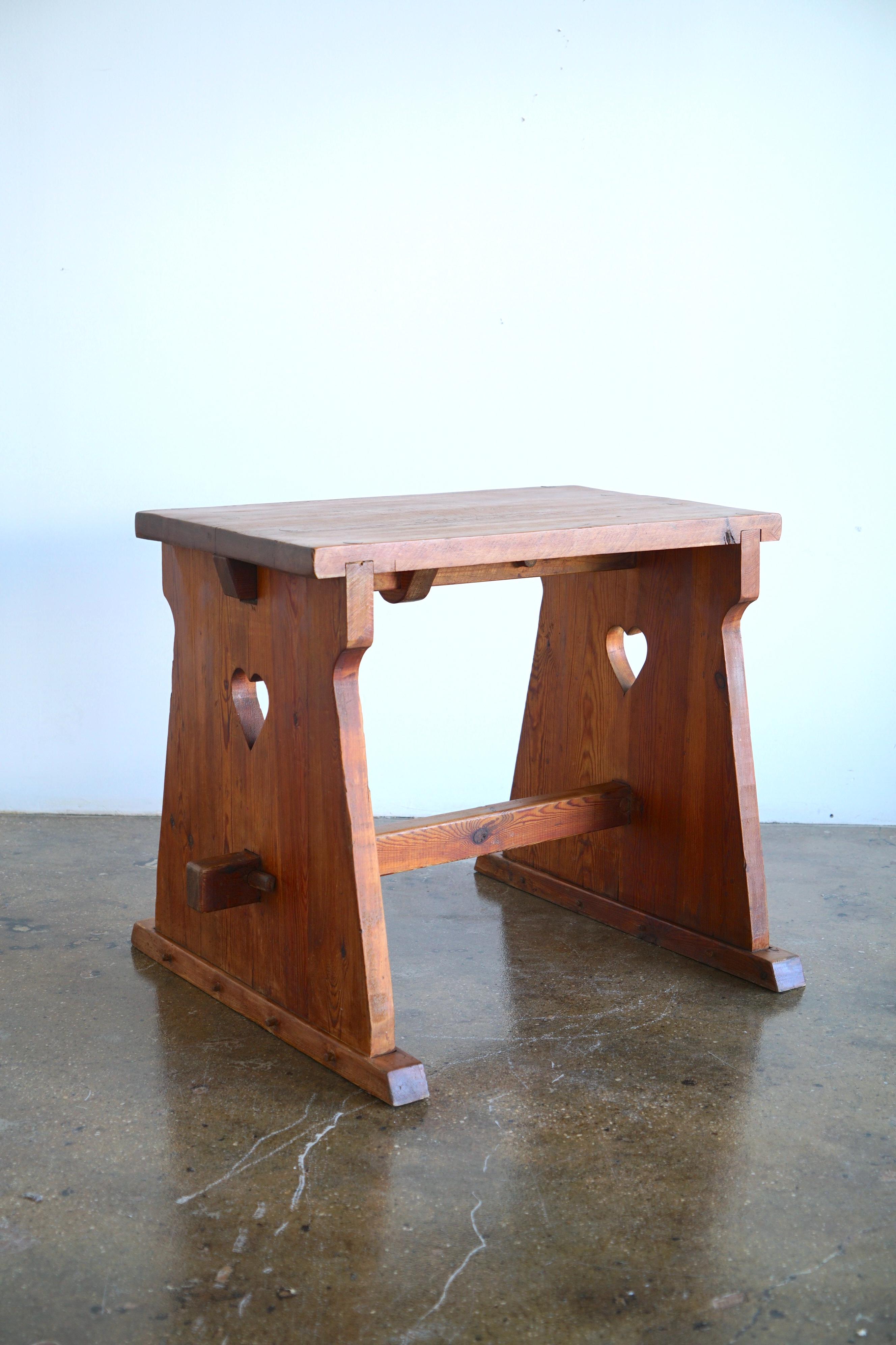 Scandinavian Modern Axel Einar Hjorth style Swedish pine table, Circa 1930th. For Sale