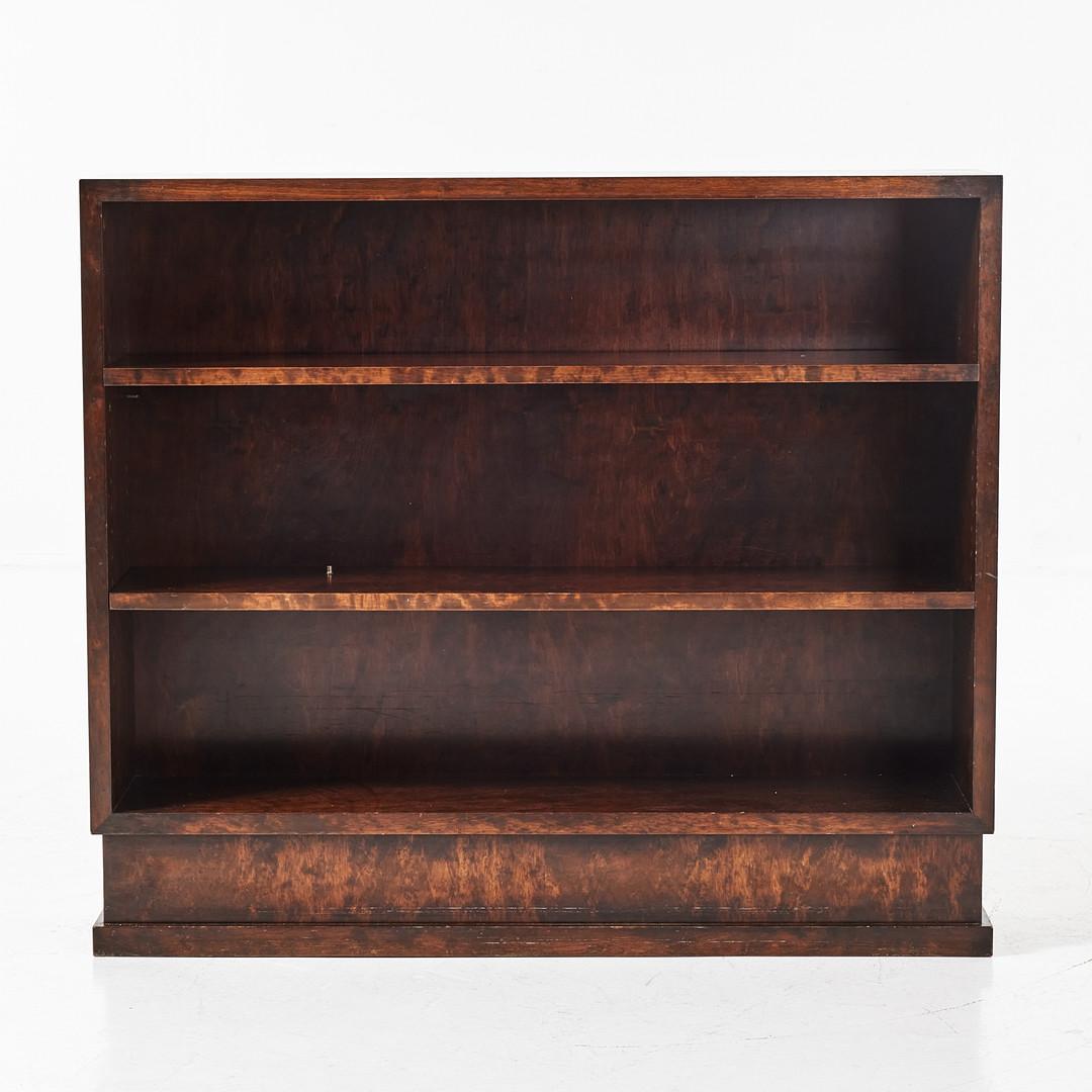 Schwedisches Grace-Bücherregal von Axel Einar Hjorth, 1930 im Zustand „Starke Gebrauchsspuren“ im Angebot in Uccle, BE