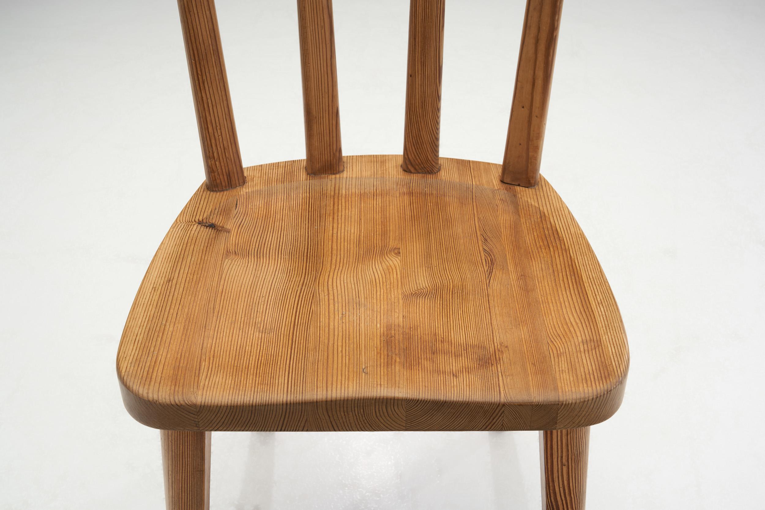 Milieu du XXe siècle Chaise 