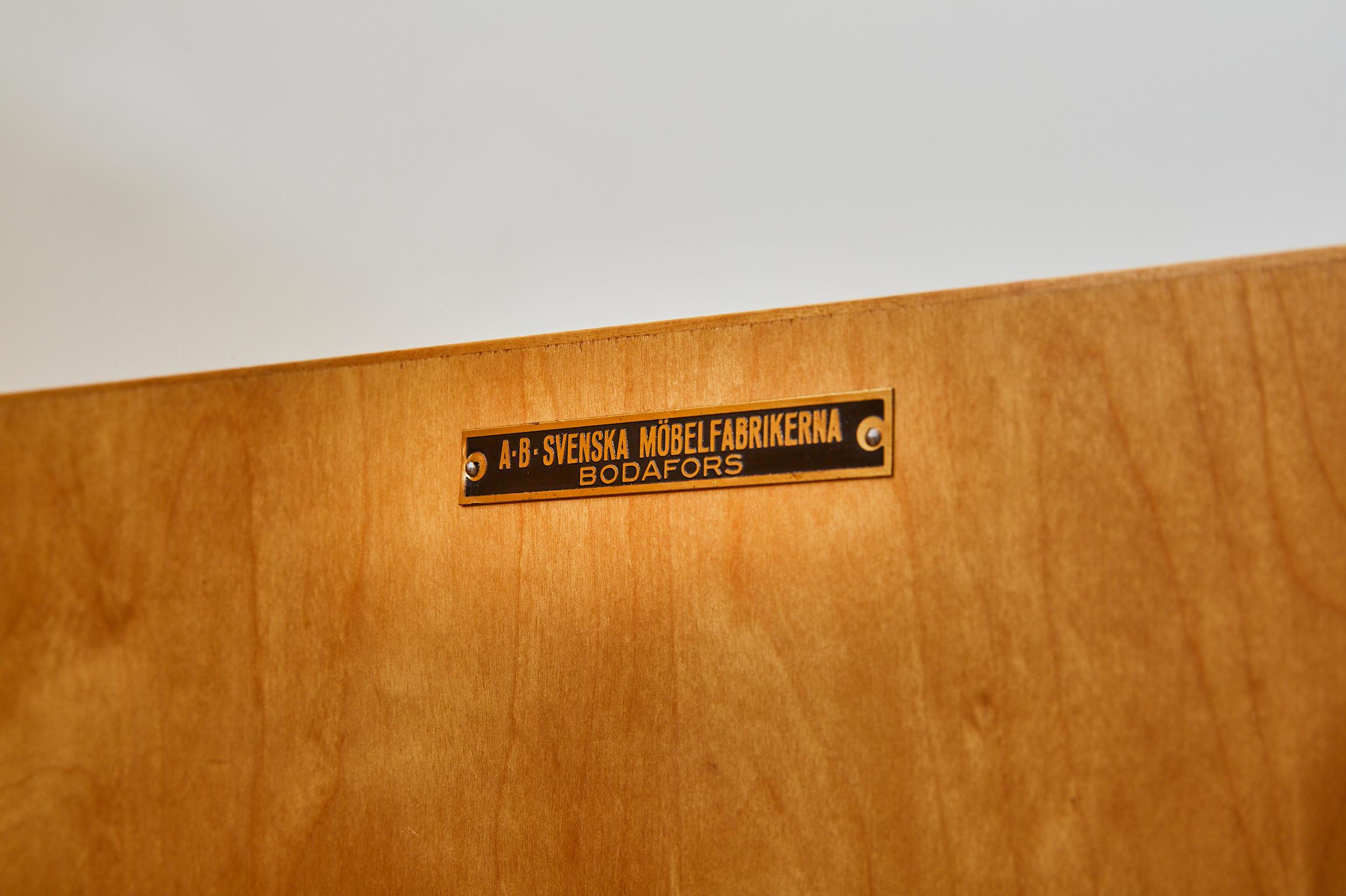 Axel Larsson Bodafors Art Deco Birch Wood Cabinet / Sideboard, 1930's For Sale 5
