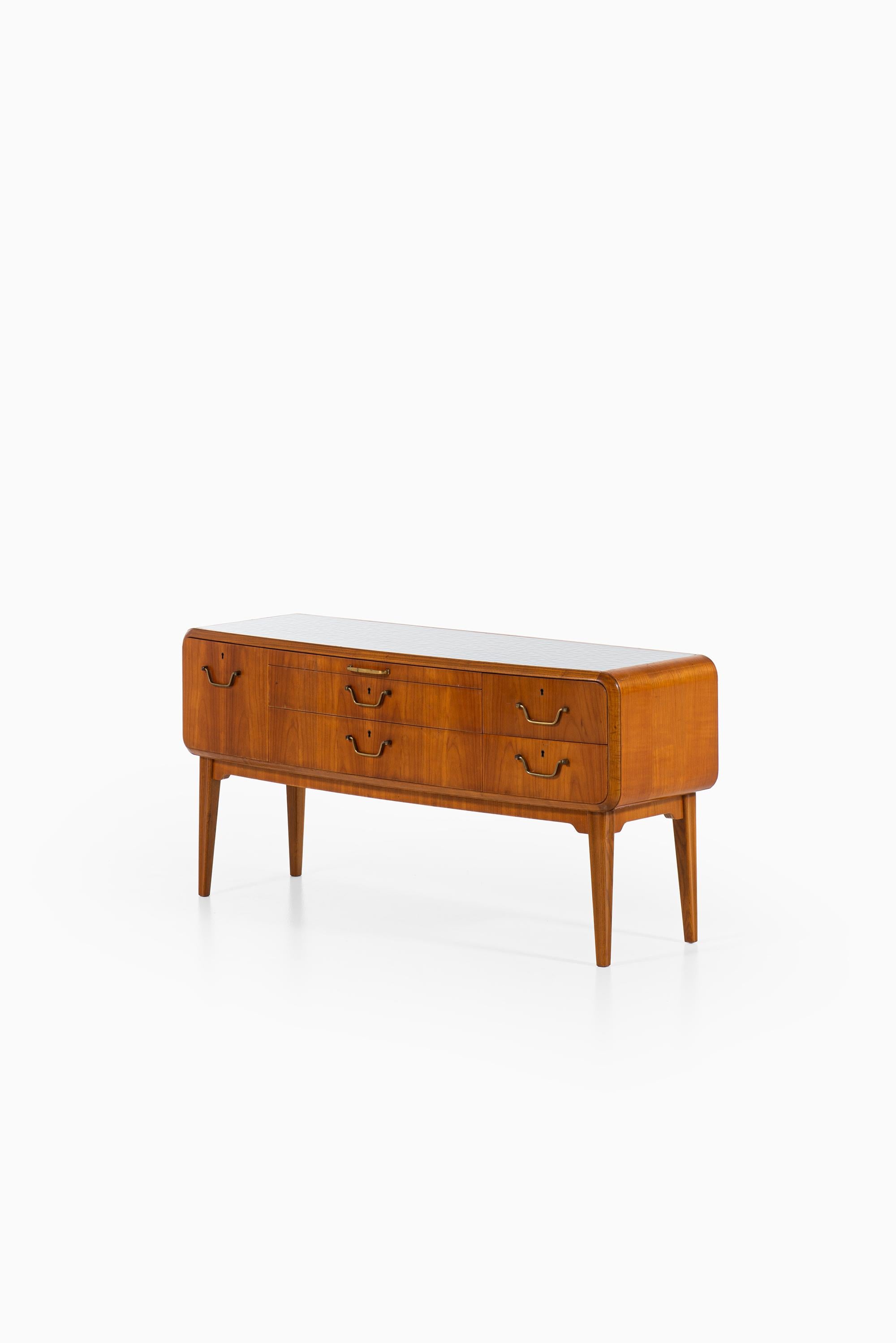 bureau sideboard