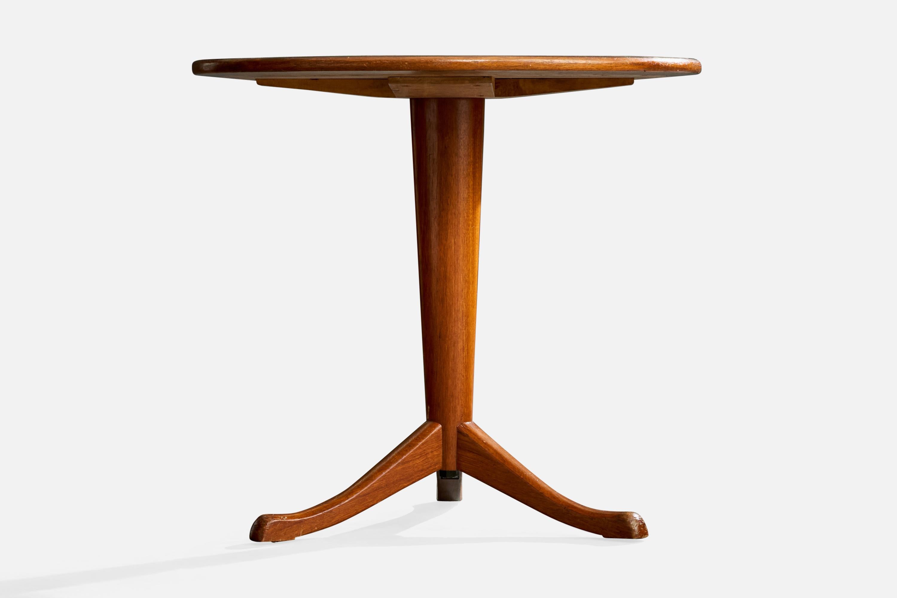 Suédois Axel Larsson, Side Table, Wood, Sweden, 1940s en vente