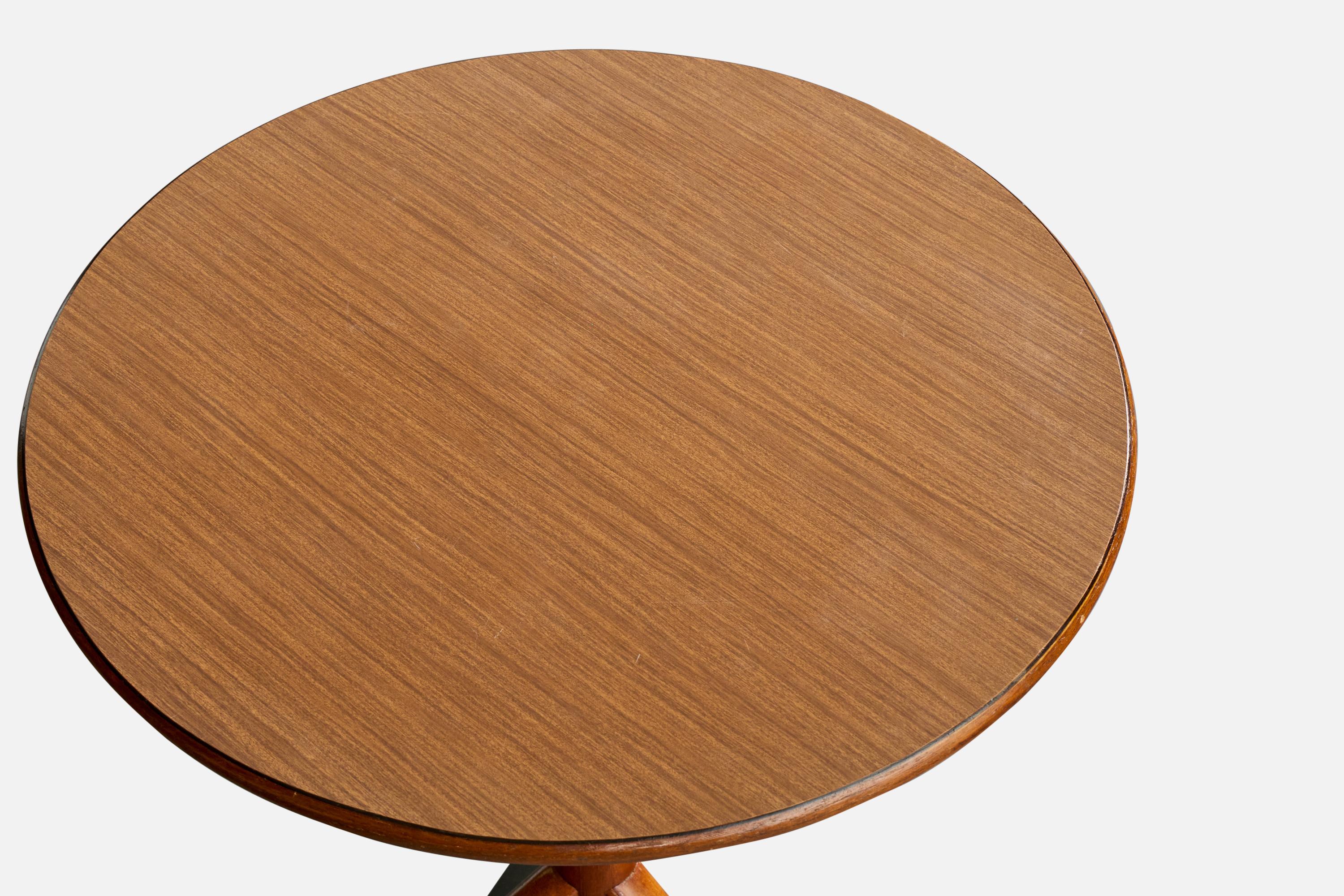 Milieu du XXe siècle Axel Larsson, Side Table, Wood, Sweden, 1940s en vente