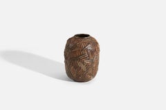 Axel Salto 'Attributed', Vase, Stoneware, Denmark, Bing & Grøndahl, 1940s