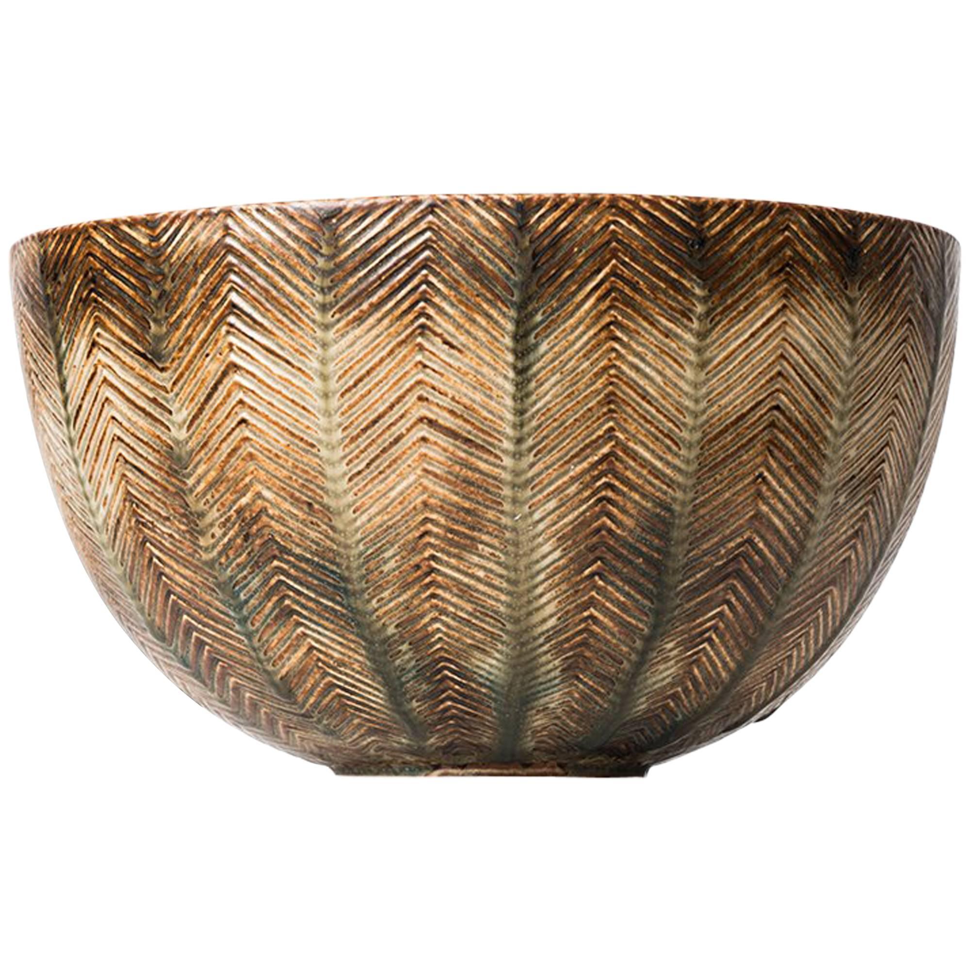 Axel Salto Ceramic Bowl Nr 20716 by Royal Copenhagen in Denmark