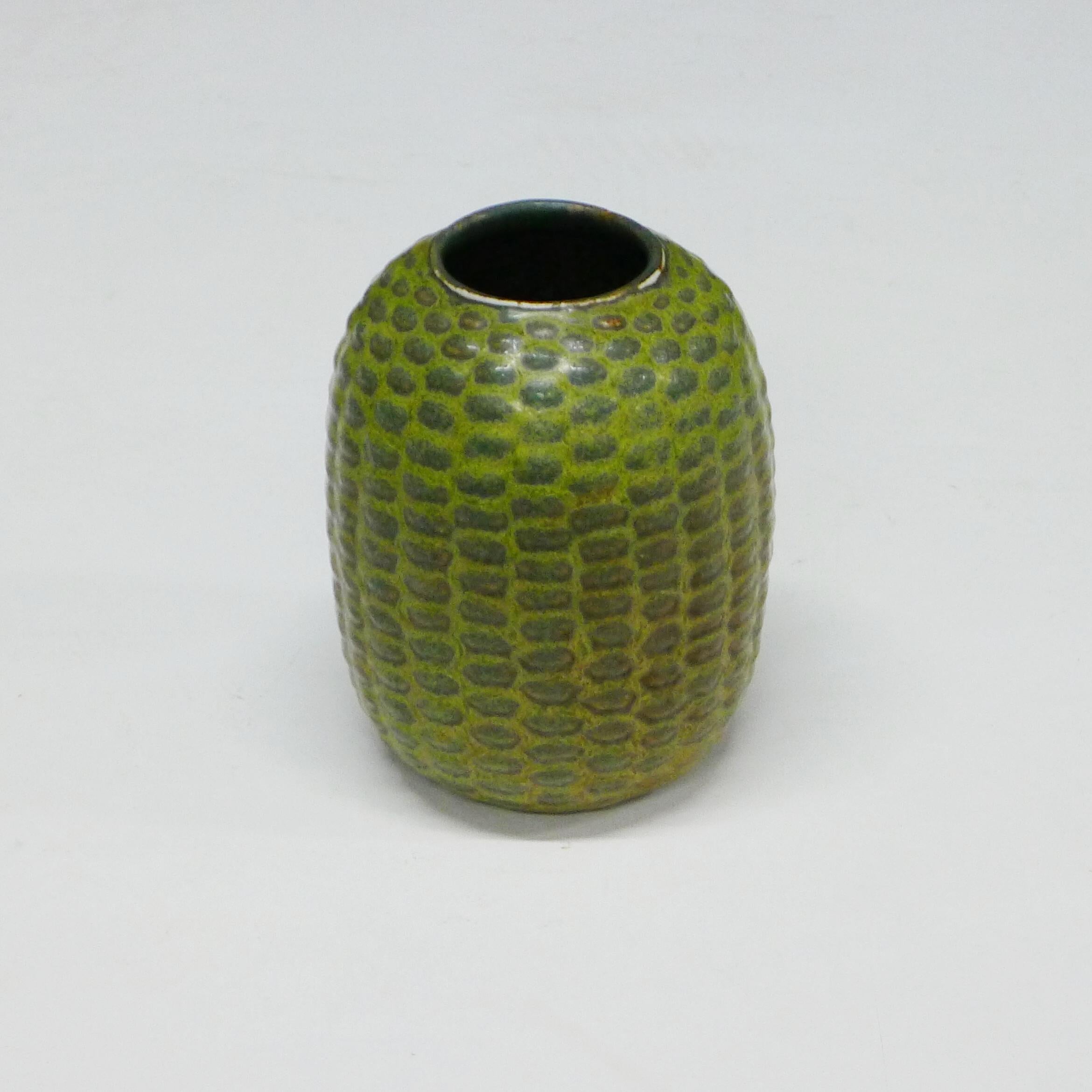 Grès porcellanato Axel Salto per Royal Copenhagen, Vaso di germogli, modello 20708, 1a qualità in vendita