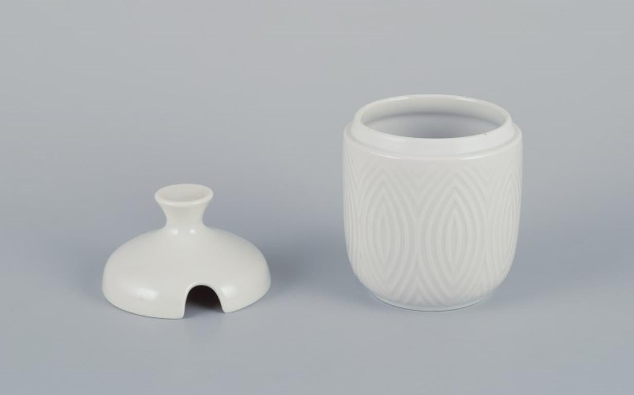 Scandinavo moderno Axel Salto per Royal Copenhagen. Vasetto di senape e piccola ciotola in porcellana. in vendita