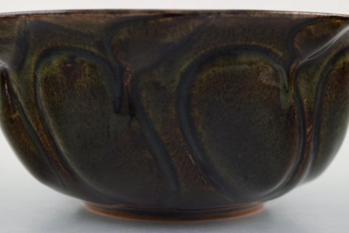 Mid-20th Century Axel Salto for Royal Copenhagen. Stoneware bowl, modelled in organic form, 1958 For Sale