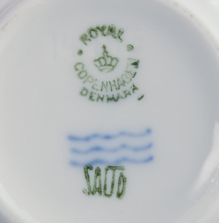 Axel Salto para Royal Copenhagen. Tres pares de tazas de té de porcelana blanca. Porcelana en venta