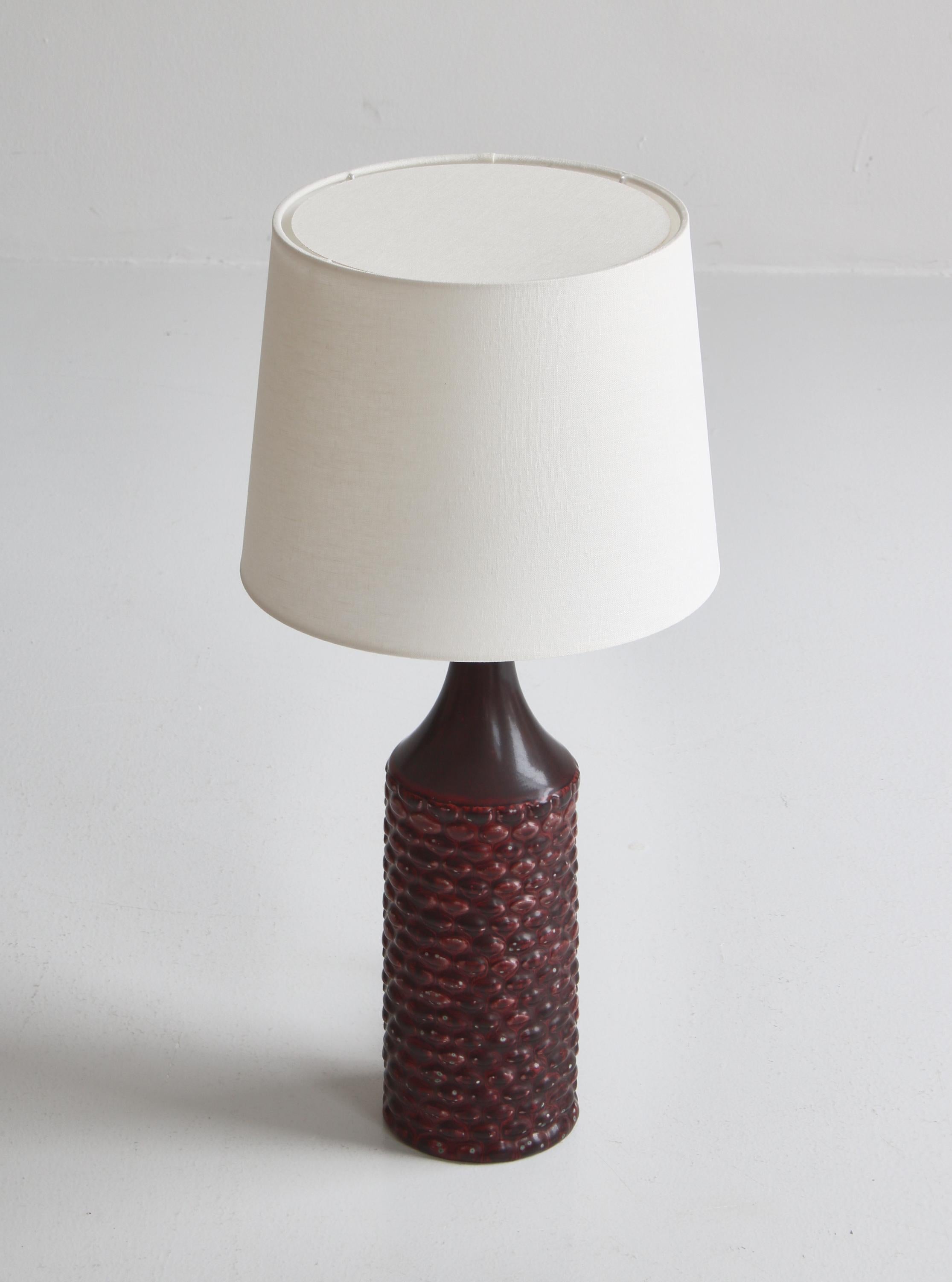 Axel Salto Large Table Lamp in Oxblood Glaze from Royal Copenhagen, 1958 For Sale 1